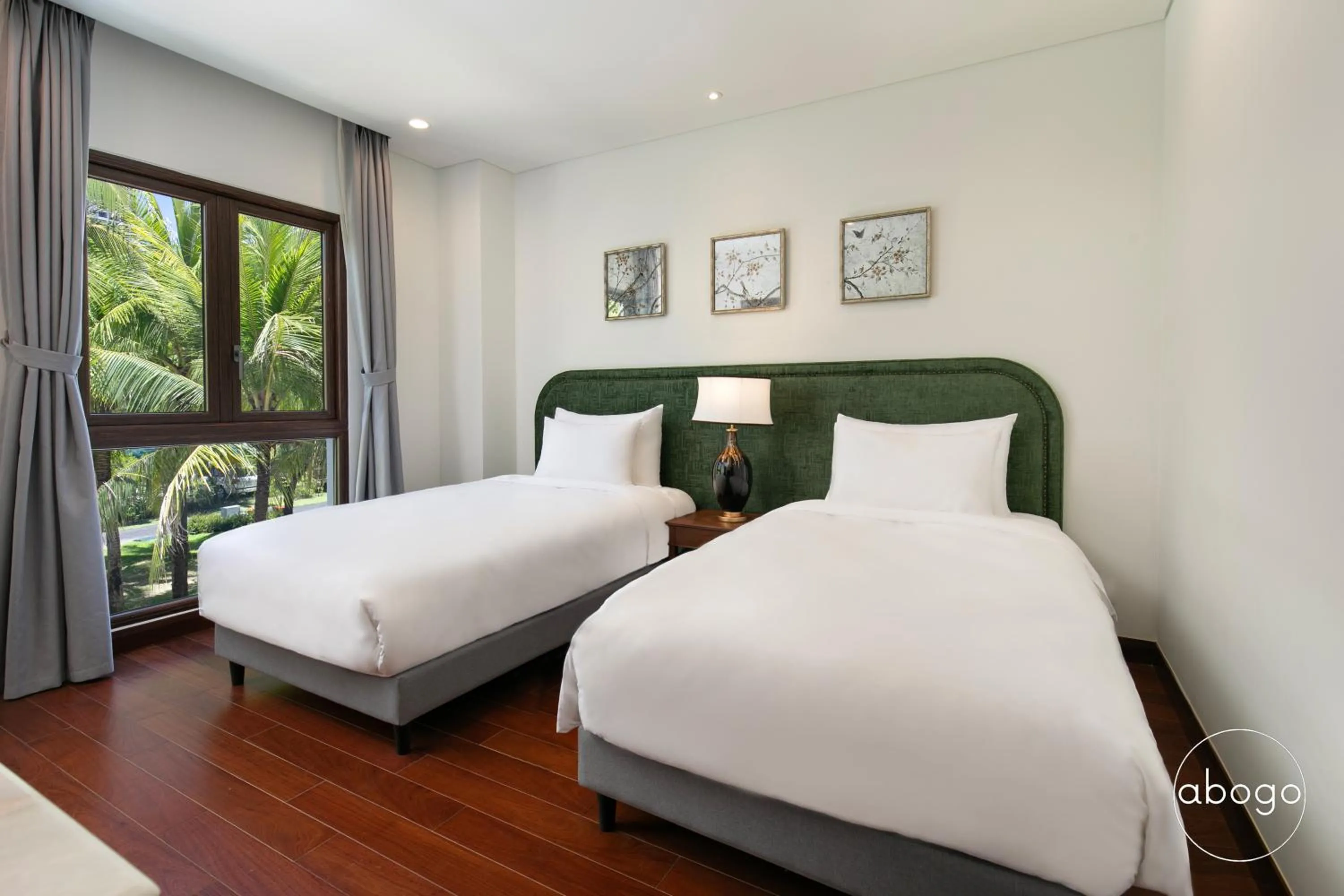 Bed in Purama Villas Resort Beachfront Da Nang
