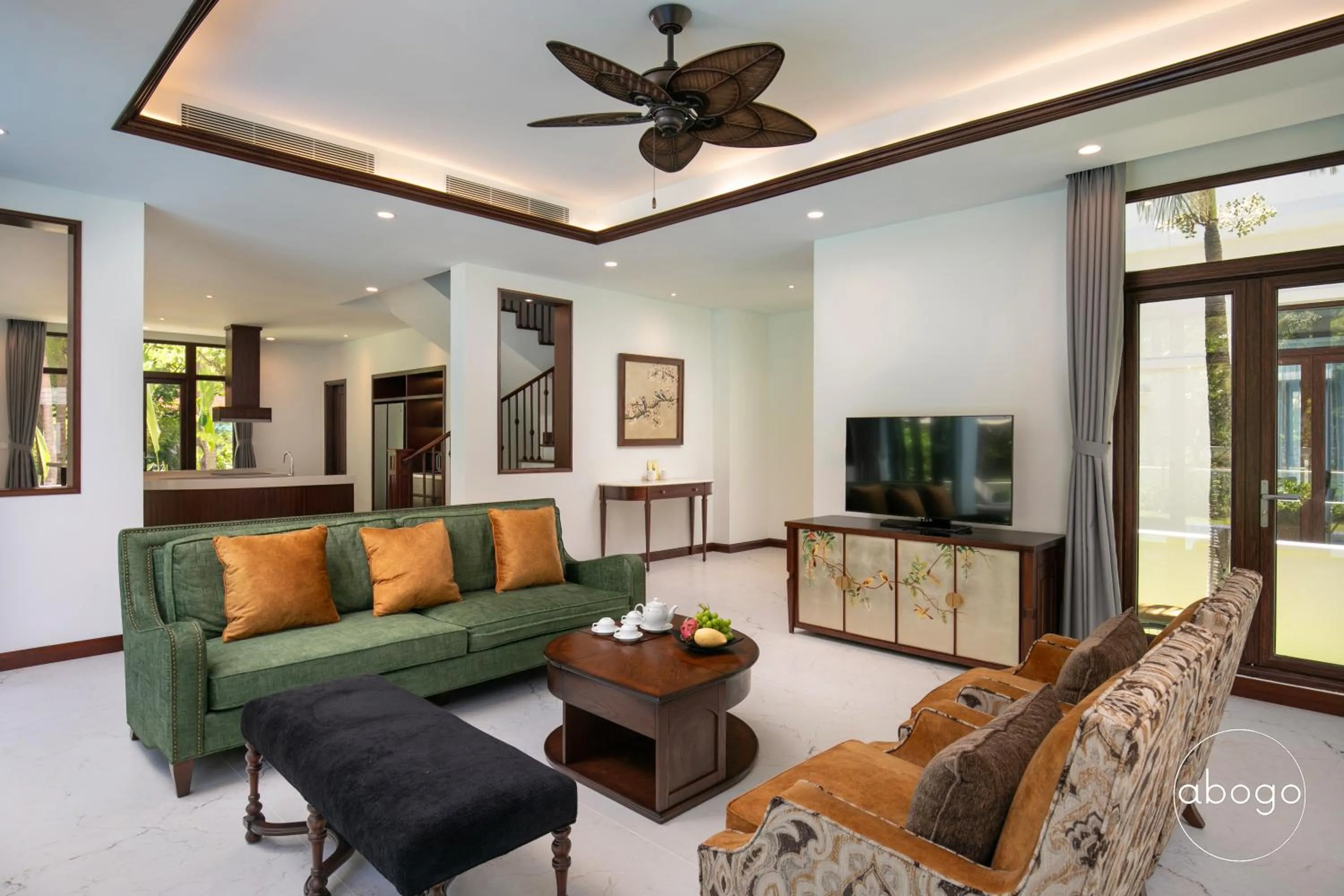 Communal lounge/ TV room in Purama Villas Resort Beachfront Da Nang