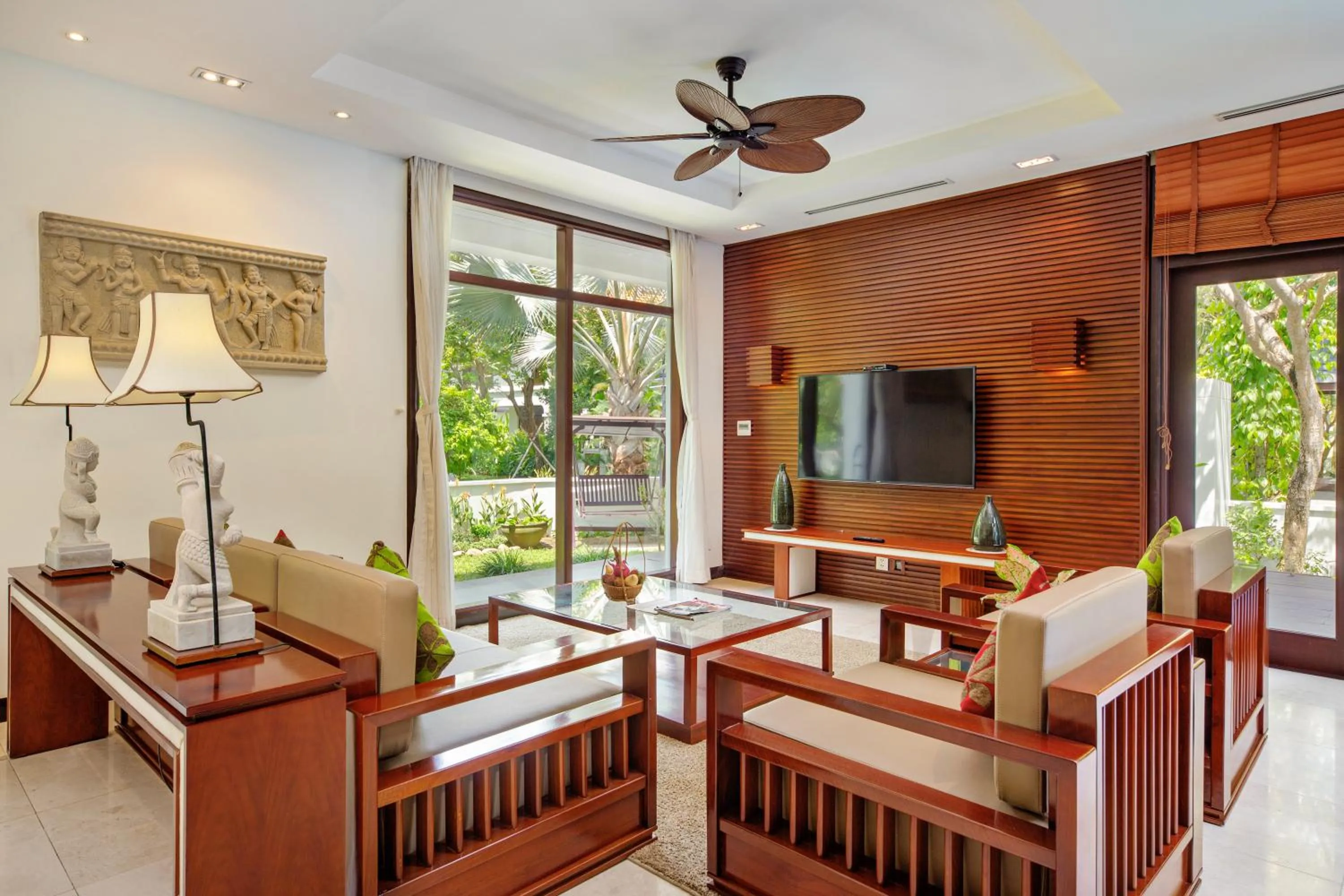 Communal lounge/ TV room in Purama Villas Resort Beachfront Da Nang