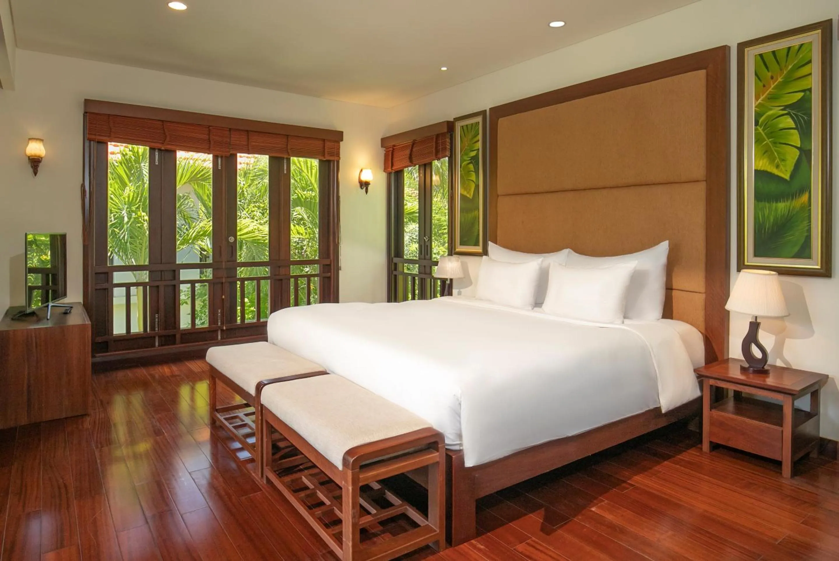 Bed in Purama Villas Resort Beachfront Da Nang
