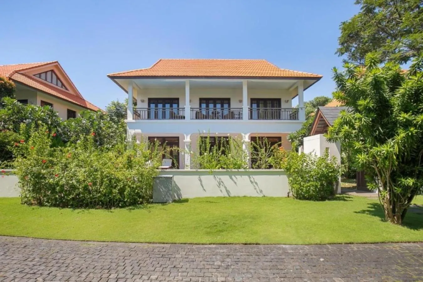 Property building in Purama Villas Resort Beachfront Da Nang