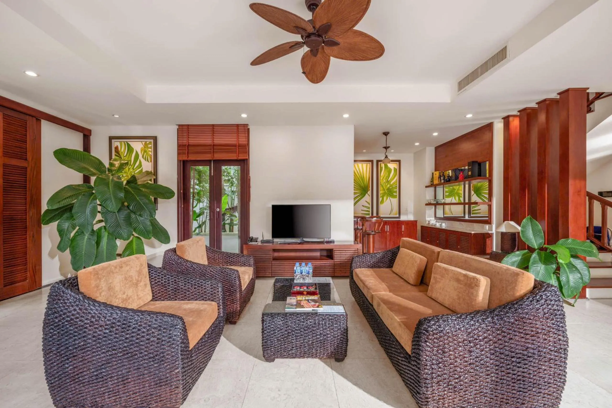 Communal lounge/ TV room in Purama Villas Resort Beachfront Da Nang