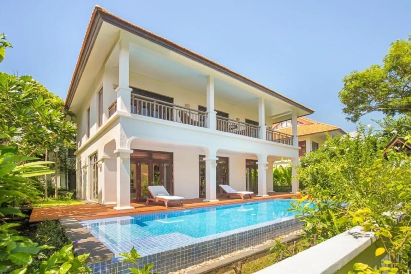 Property building in Purama Villas Resort Beachfront Da Nang