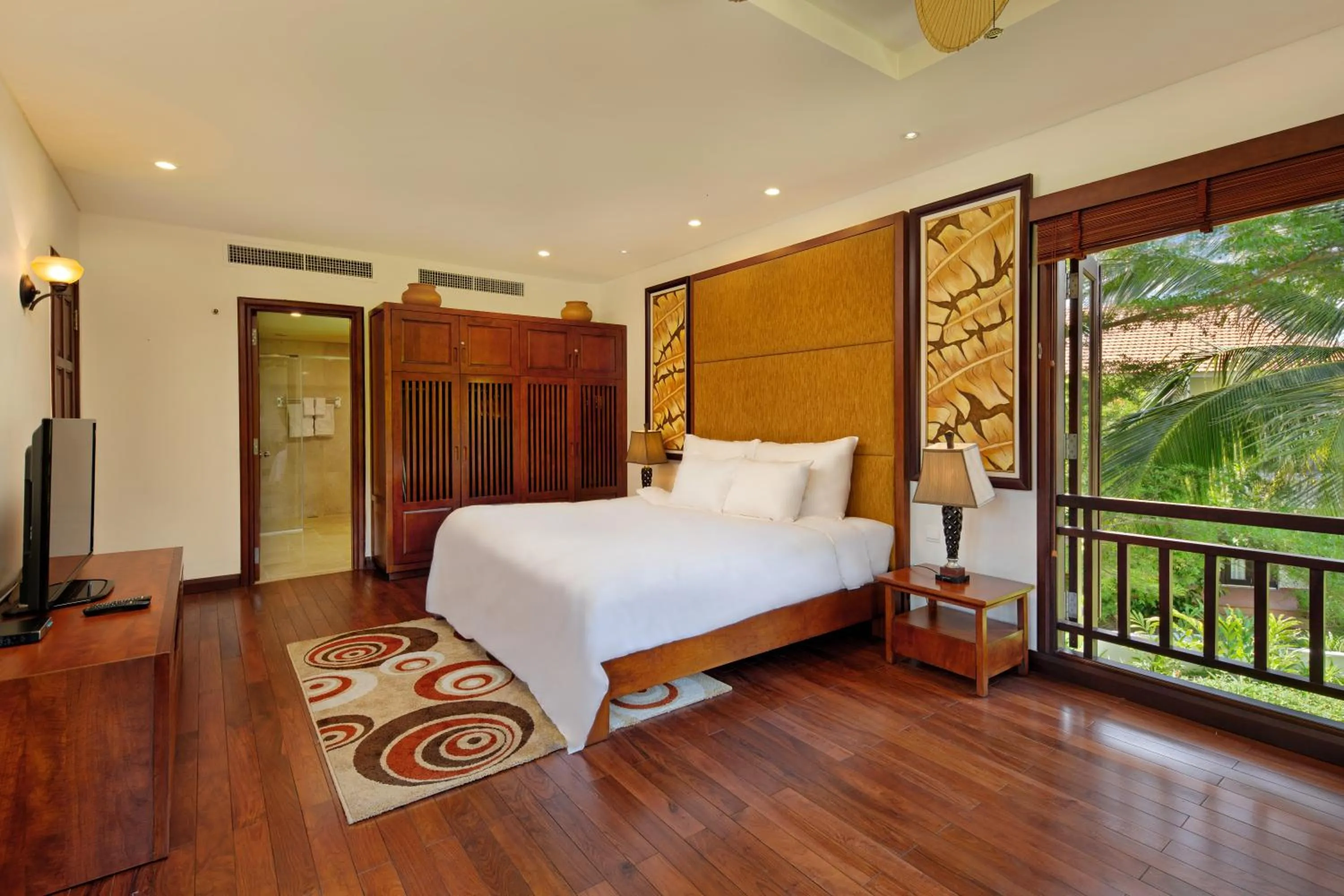 Bed in Purama Villas Resort Beachfront Da Nang