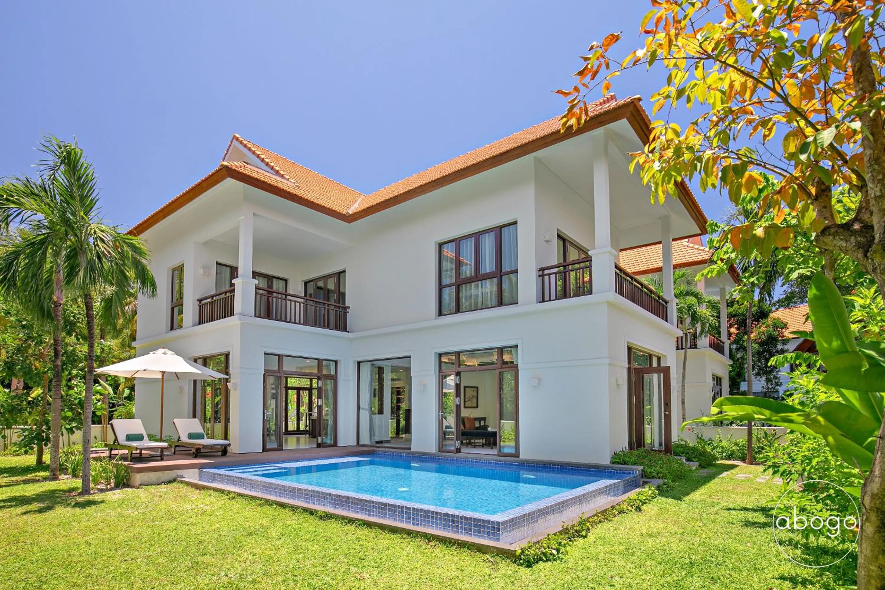 Property building in Purama Villas Resort Beachfront Da Nang