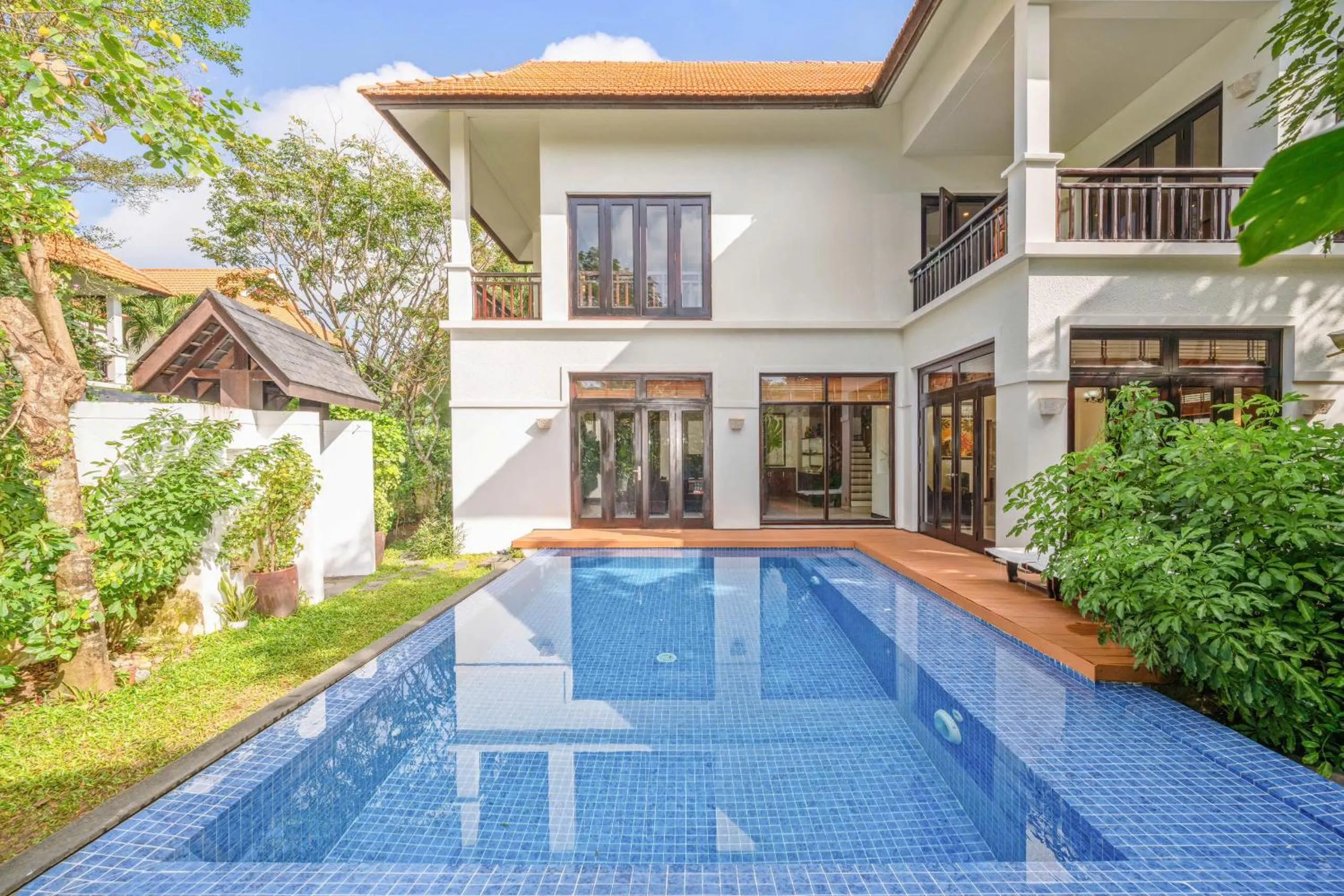 Property building in Purama Villas Resort Beachfront Da Nang