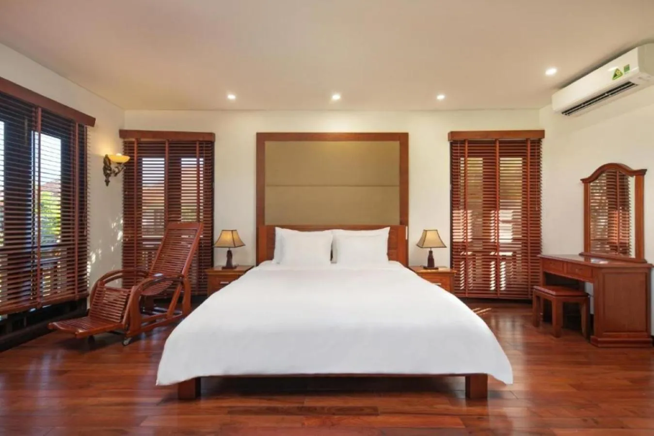 Bed in Purama Villas Resort Beachfront Da Nang
