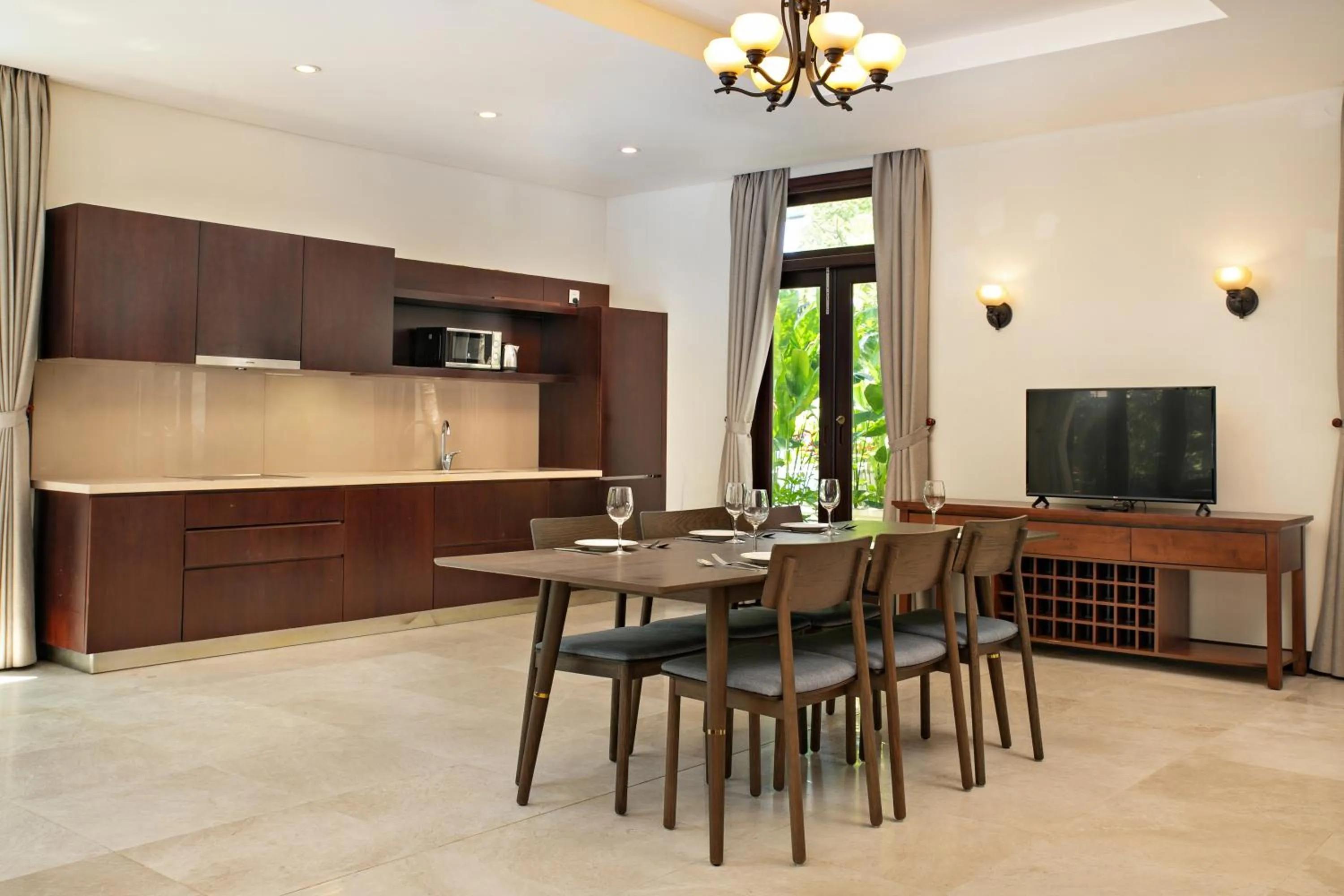 Communal lounge/ TV room in Purama Villas Resort Beachfront Da Nang