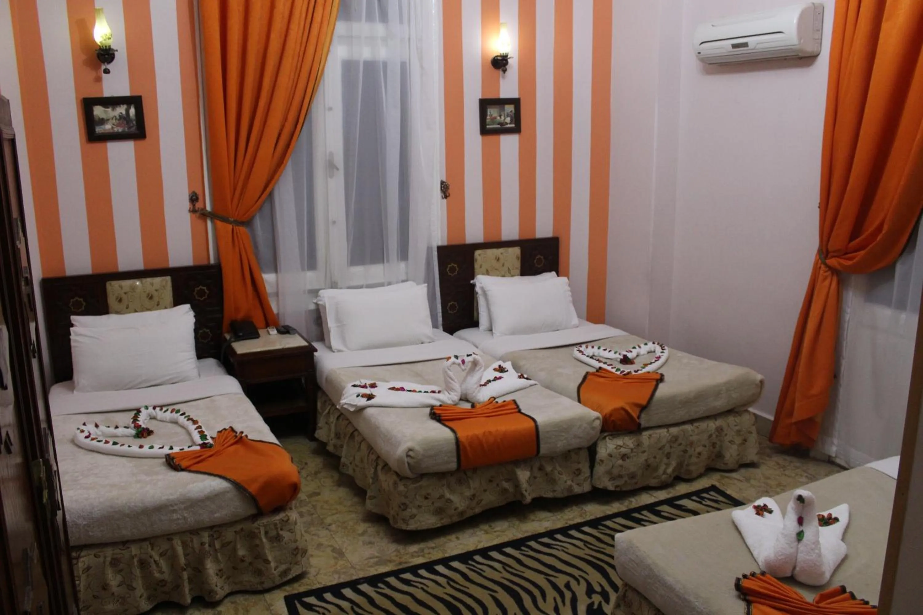 Photo of the whole room, Bed in City View Museum Hotel