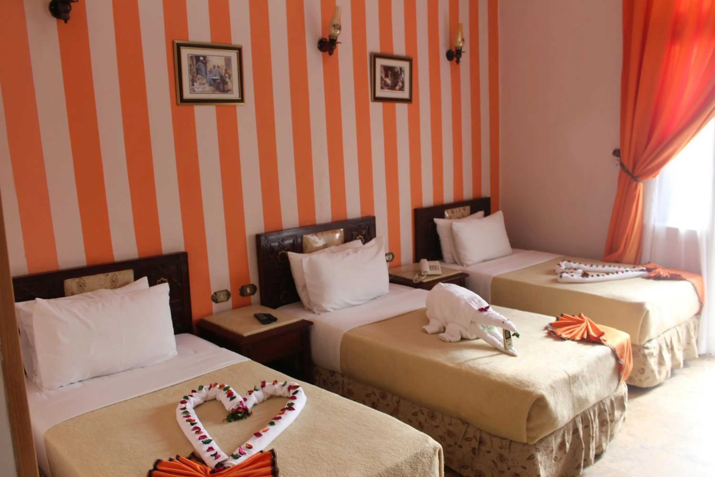 Bedroom, Bed in City View Museum Hotel