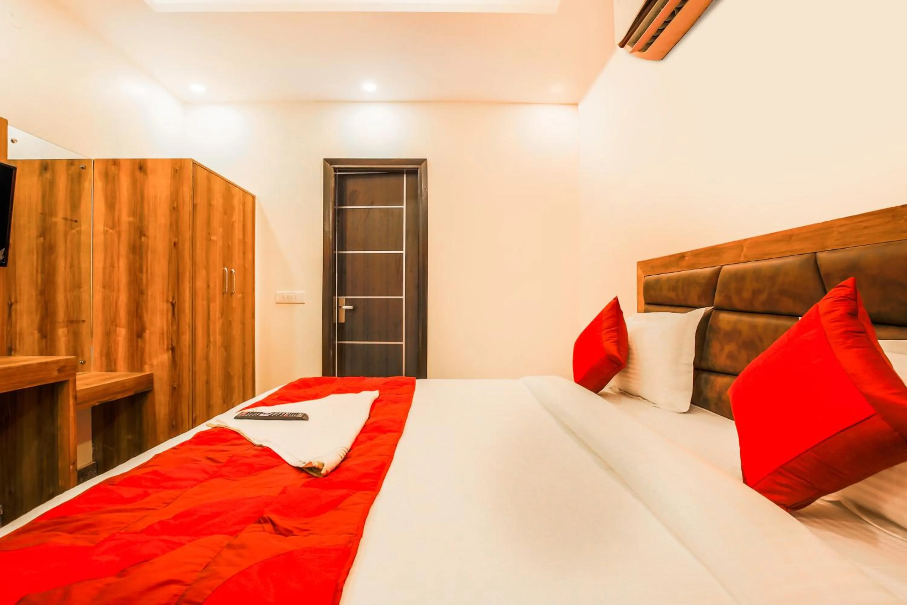 Bed in Embellish Inn