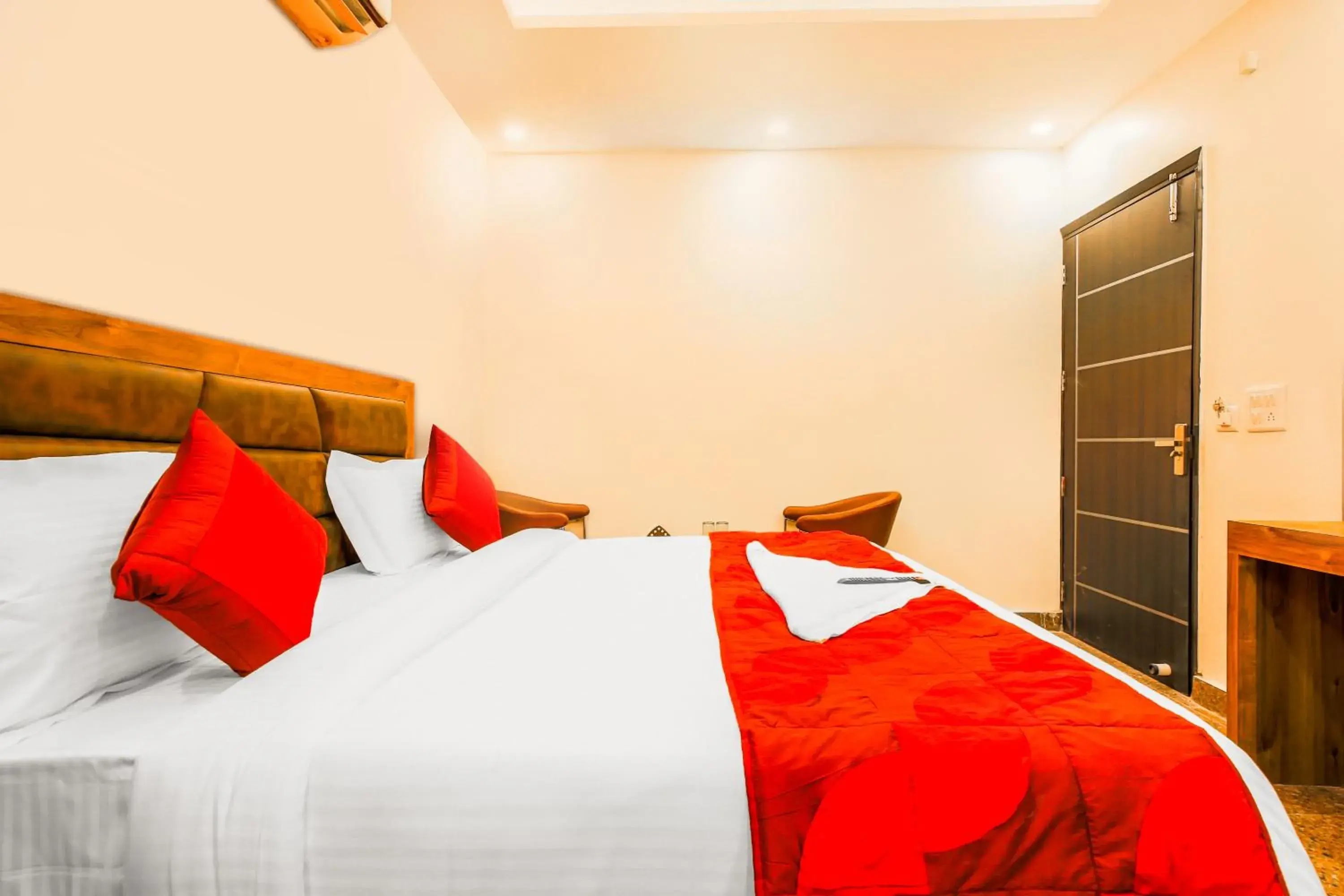 Bed in Embellish Inn Bed in Embellish Inn