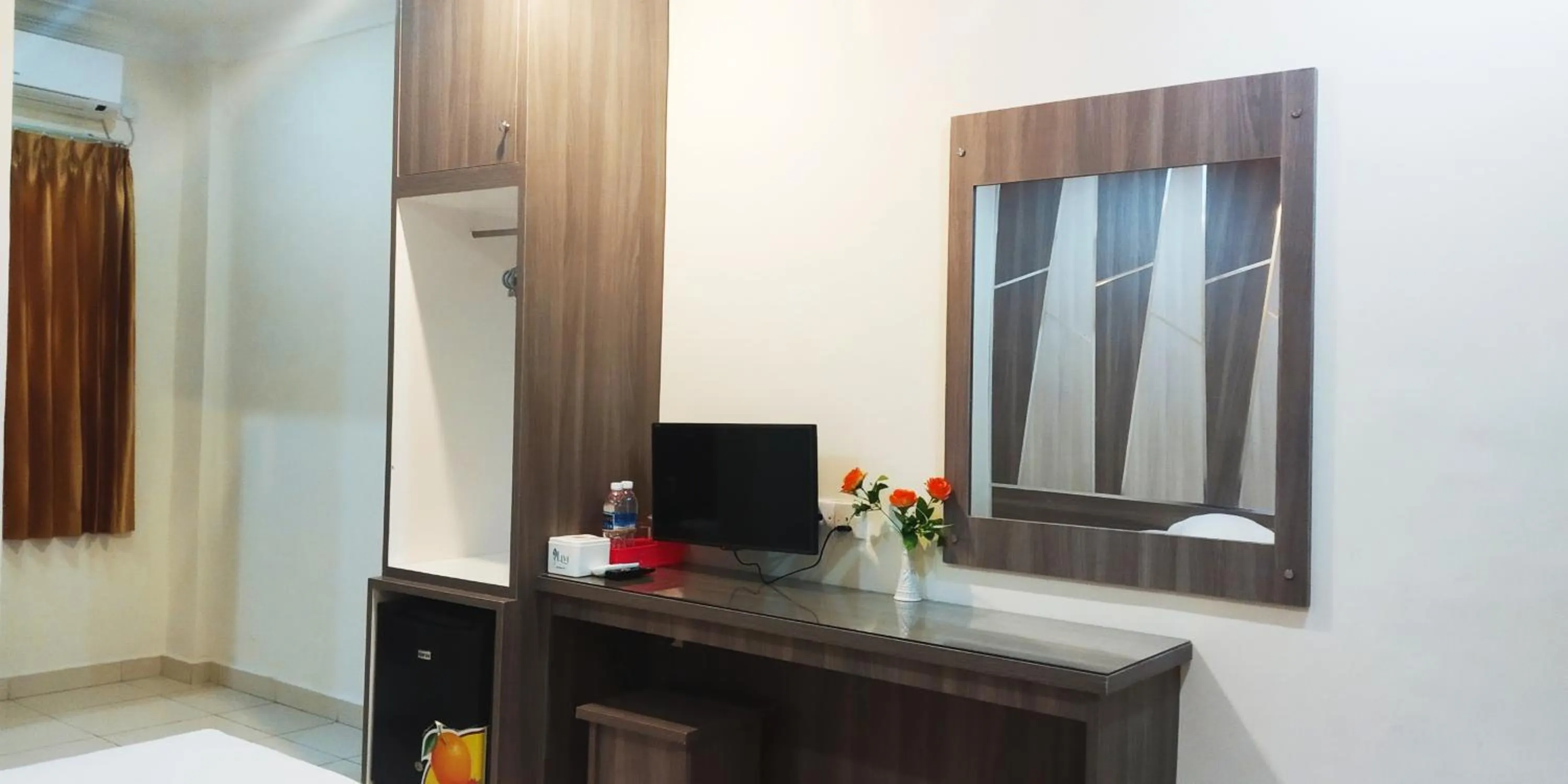 TV and multimedia in Paradise Hotel