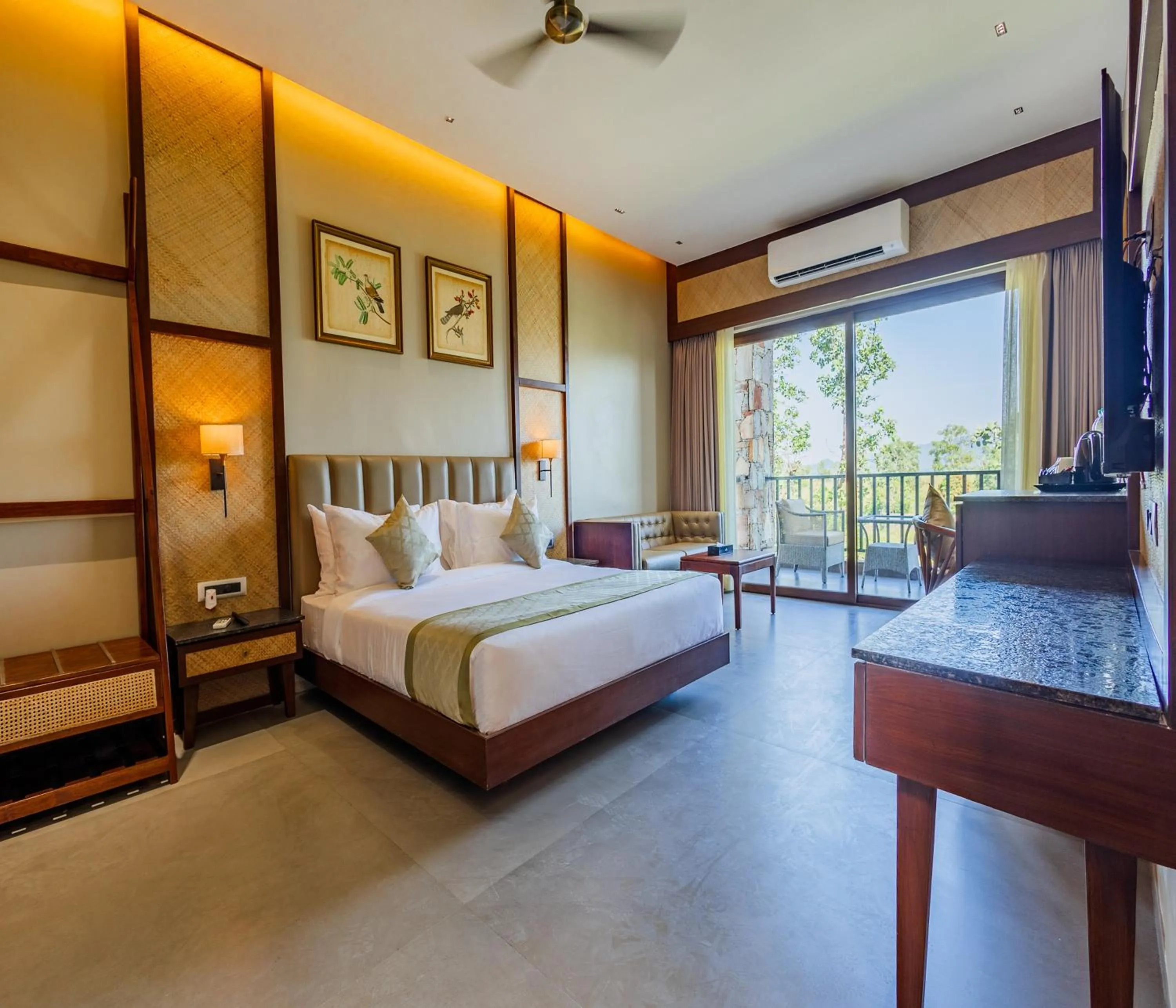 Bed in Sajjan Bagh Resort Kumbhalgarh