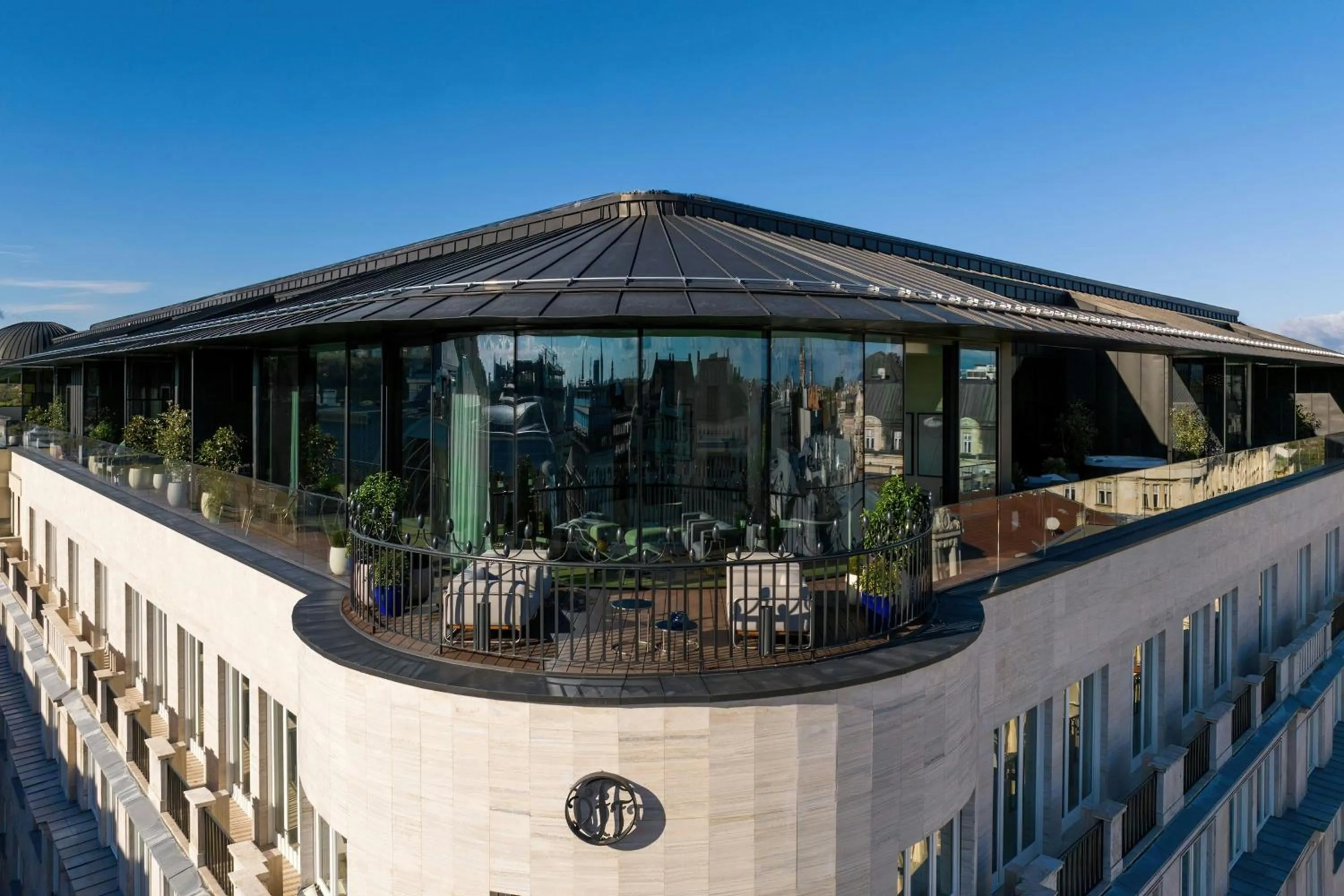 Photo of the whole room in Dorothea Hotel, Budapest, Autograph Collection