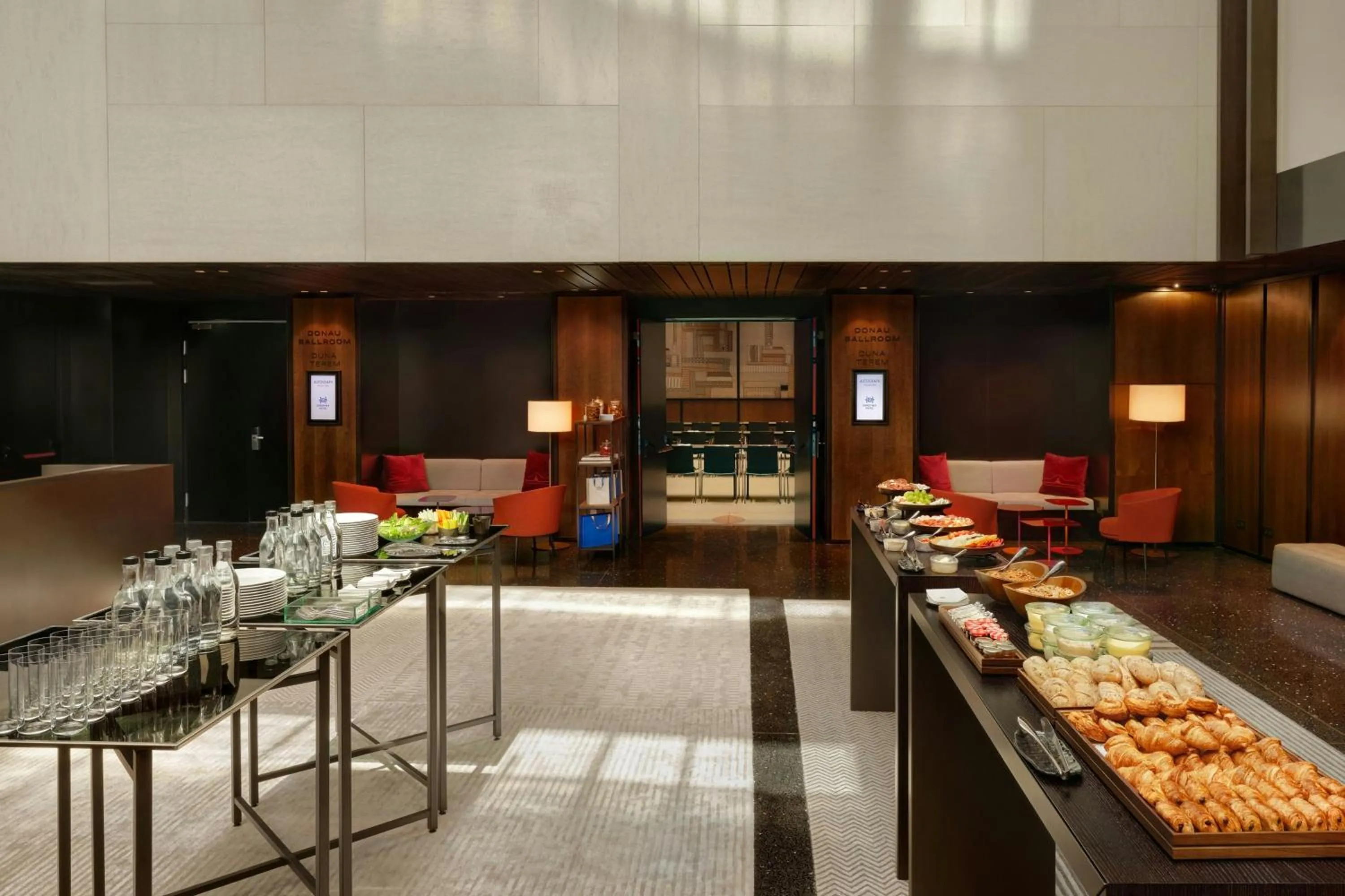 Meeting/conference room in Dorothea Hotel, Budapest, Autograph Collection