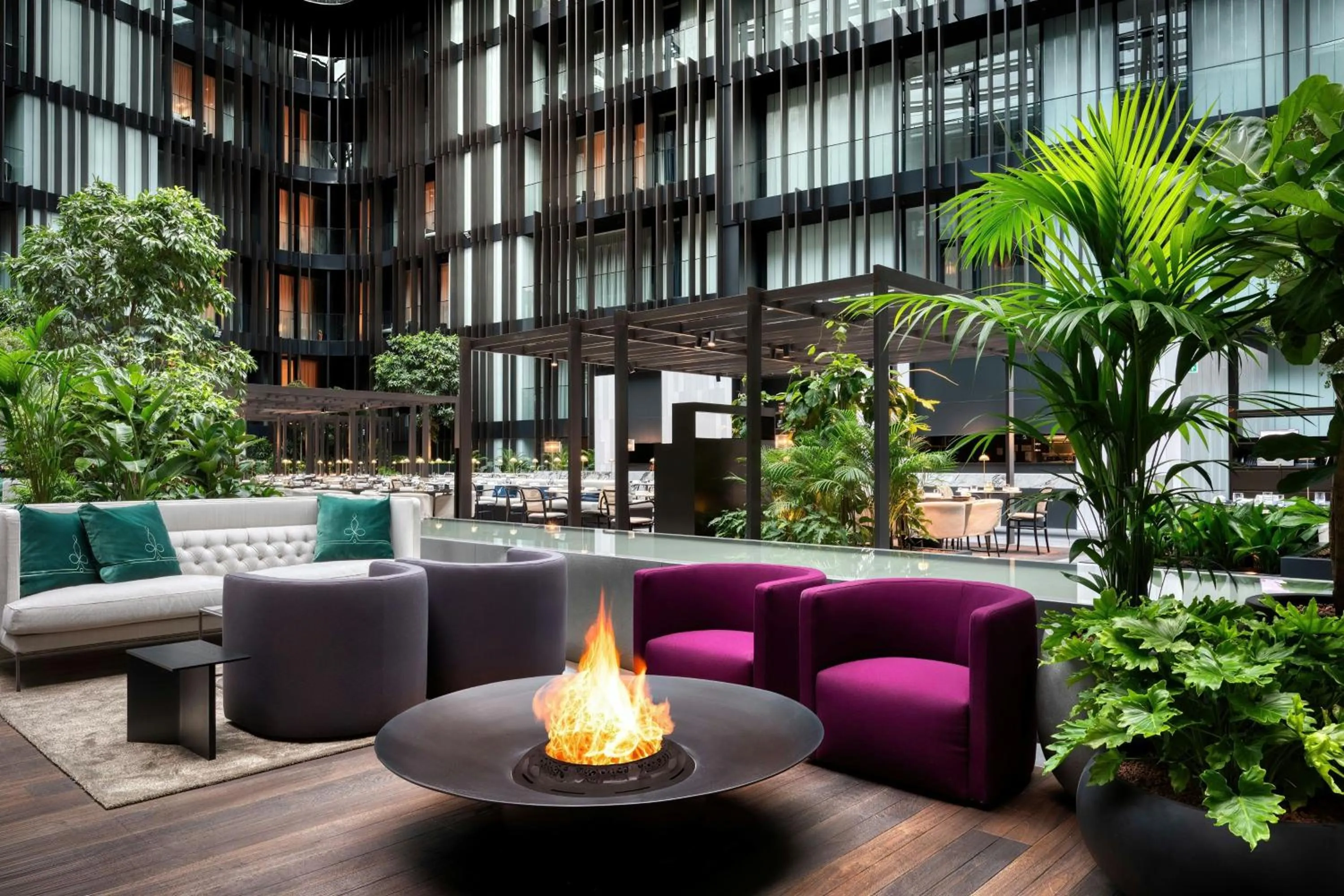 Lounge or bar in Dorothea Hotel, Budapest, Autograph Collection