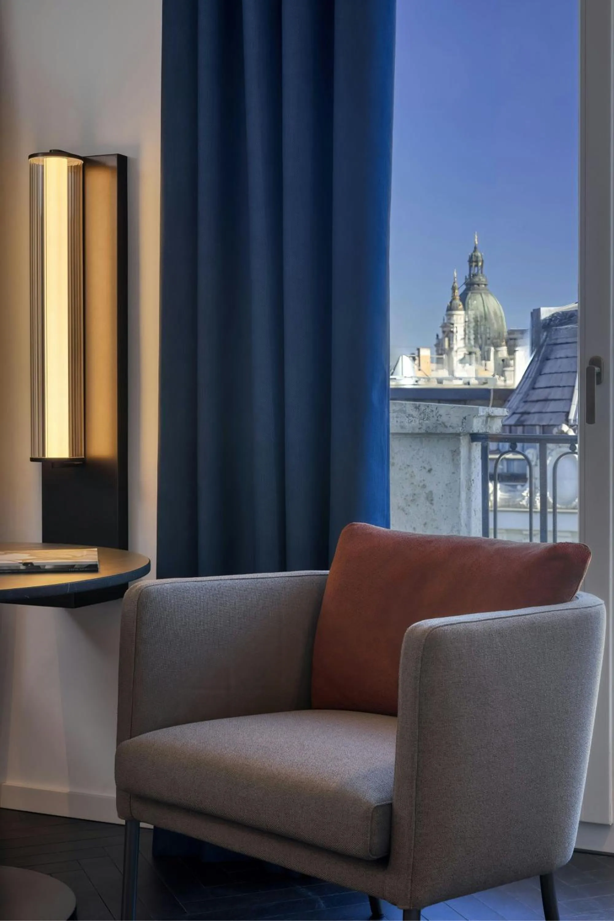 Photo of the whole room in Dorothea Hotel, Budapest, Autograph Collection