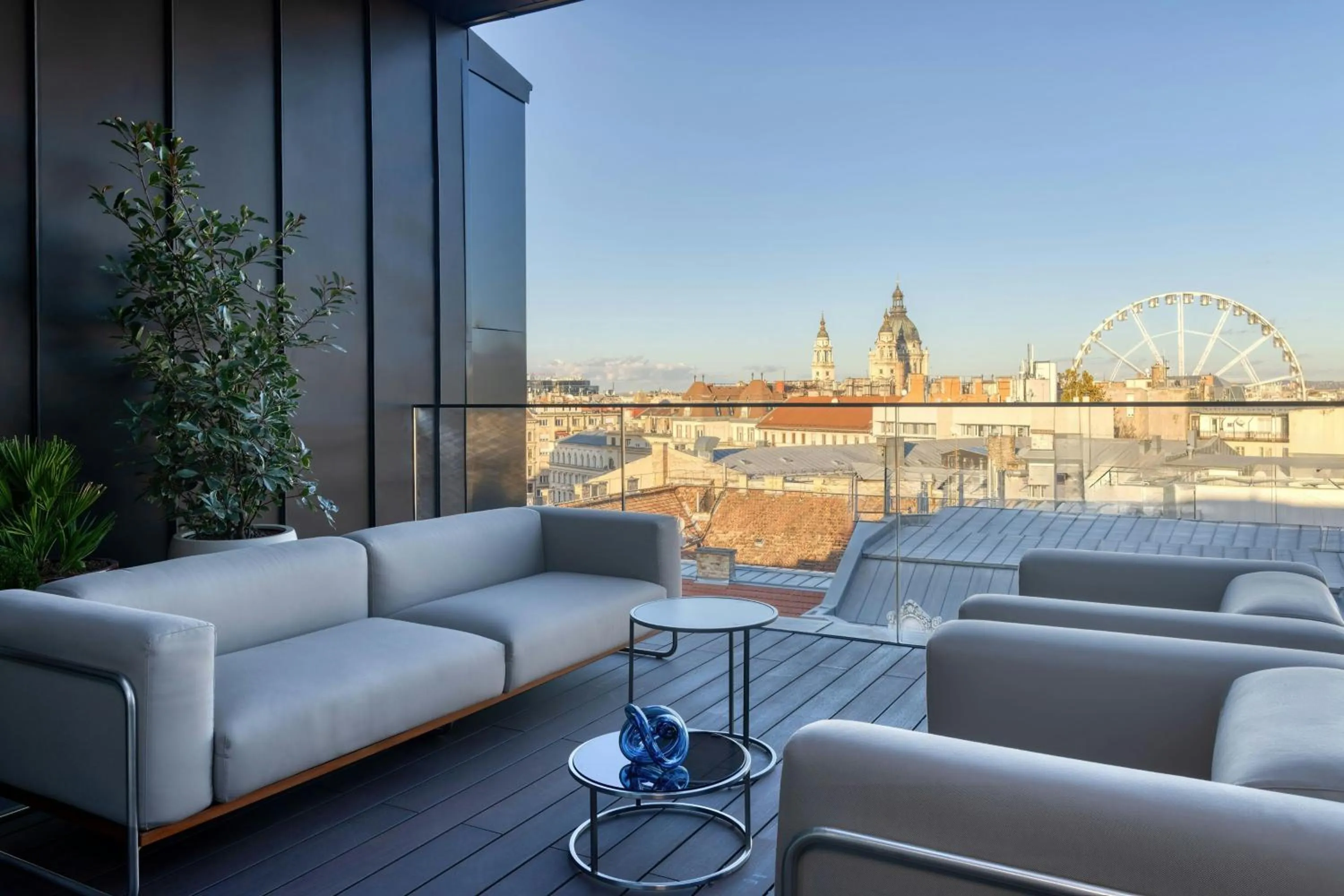 Photo of the whole room in Dorothea Hotel, Budapest, Autograph Collection