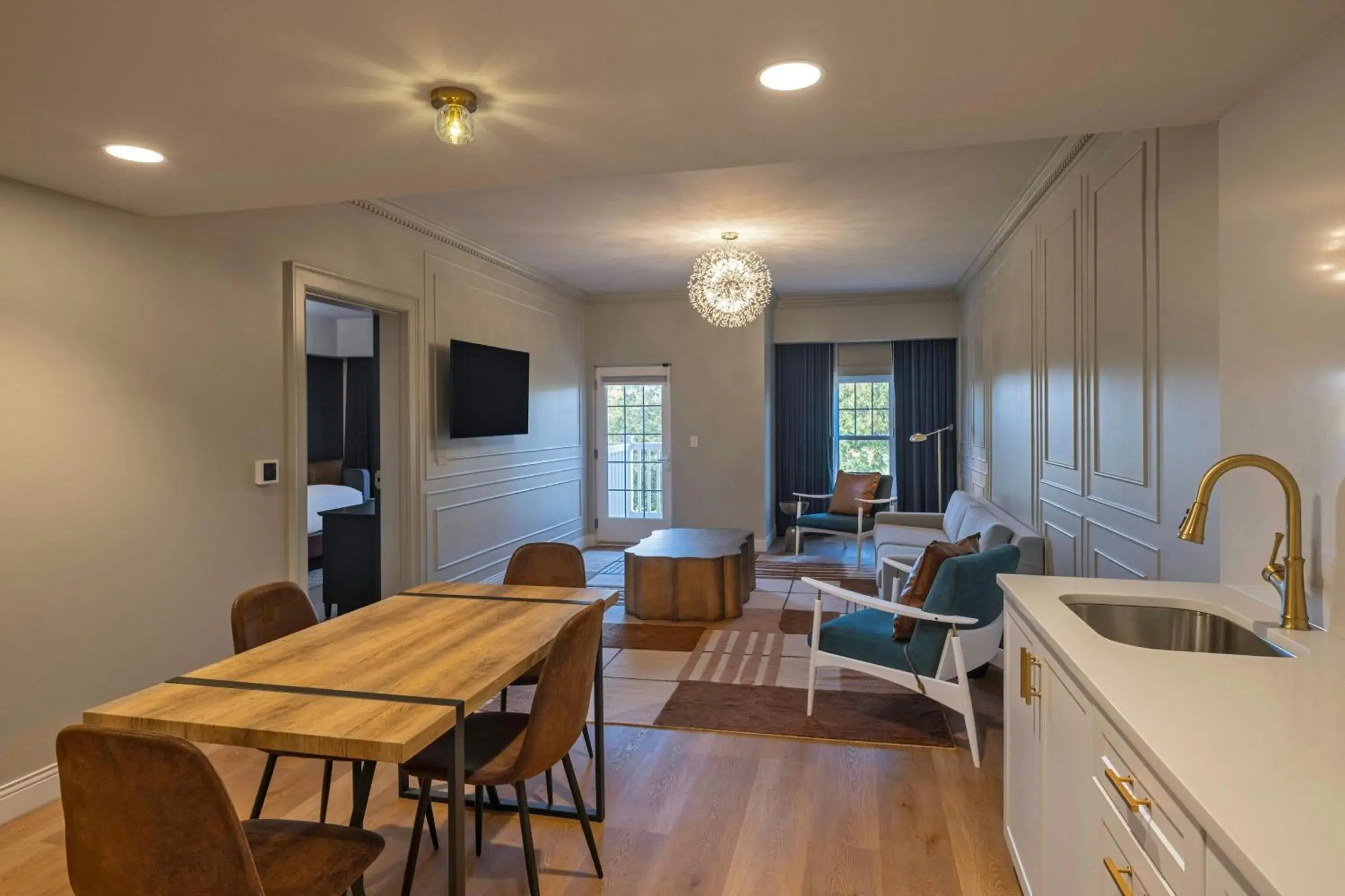 Photo of the whole room in The Publisher, Downtown Fredericksburg, a Tribute Portfolio Hotel Photo of the whole room in The Publisher, Downtown Fredericksburg, a Tribute Portfolio Hotel