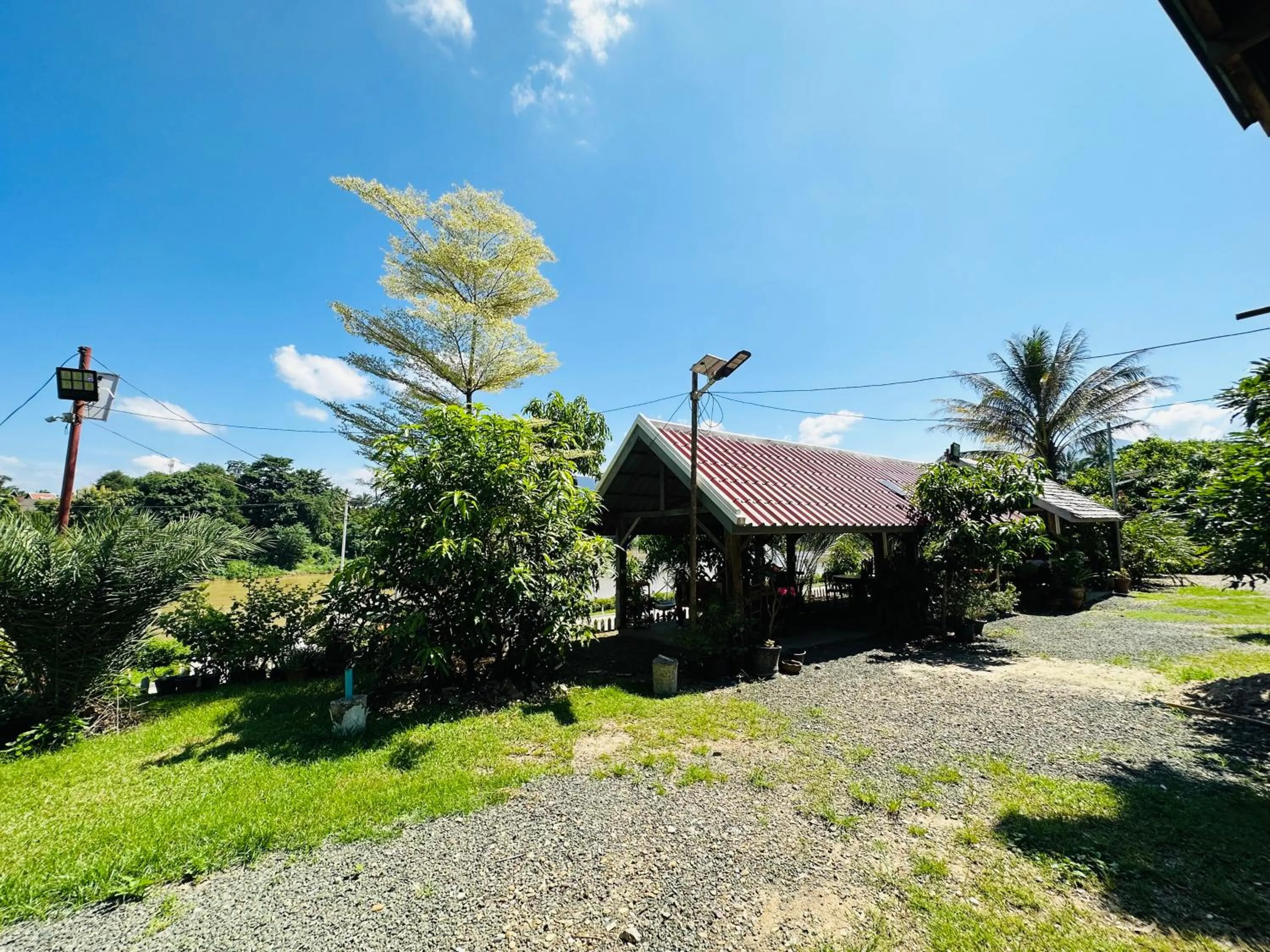 Spring in Kingkham Riverside Hotel