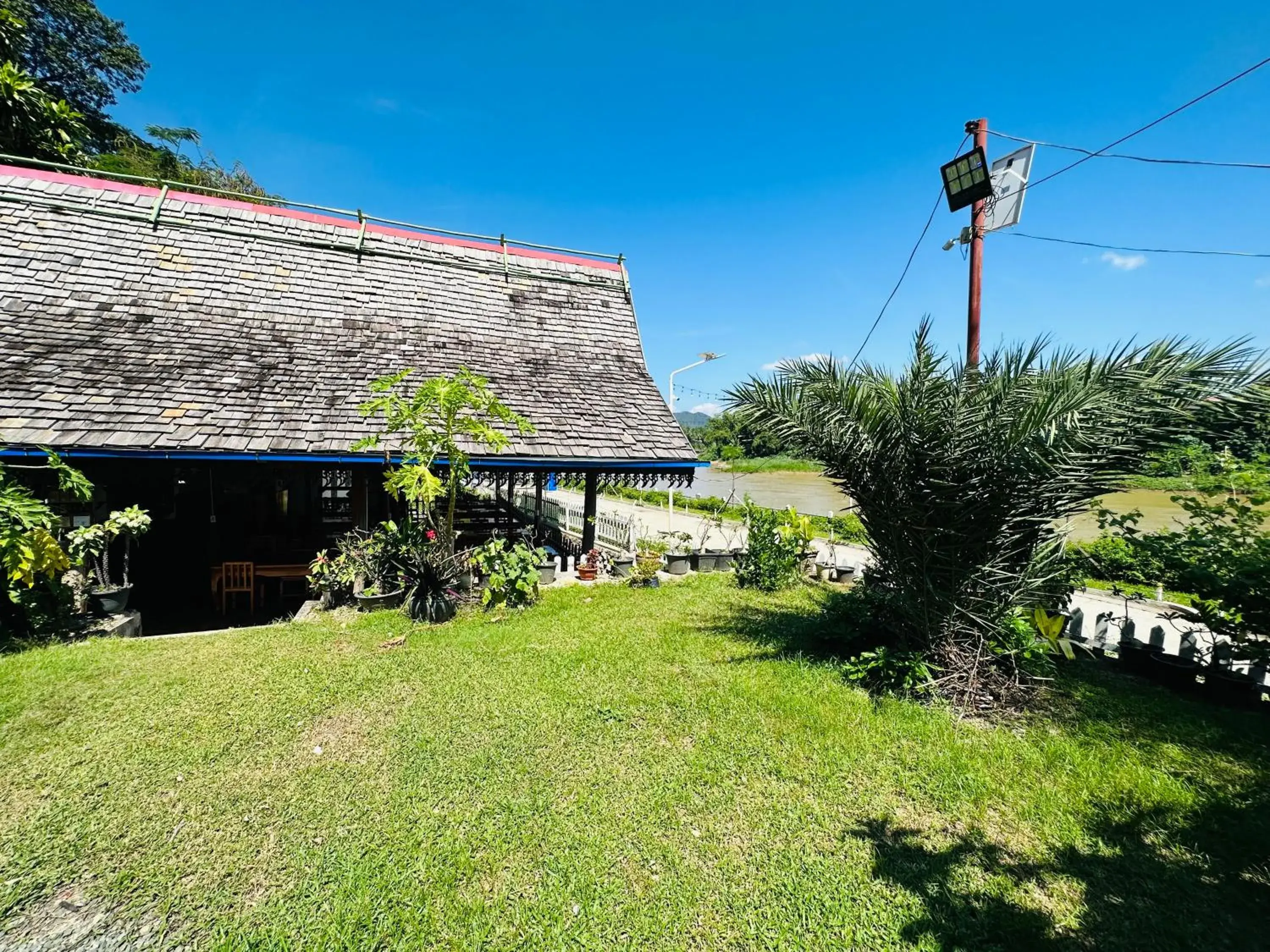 Property building in Kingkham Riverside Hotel Property building in Kingkham Riverside Hotel