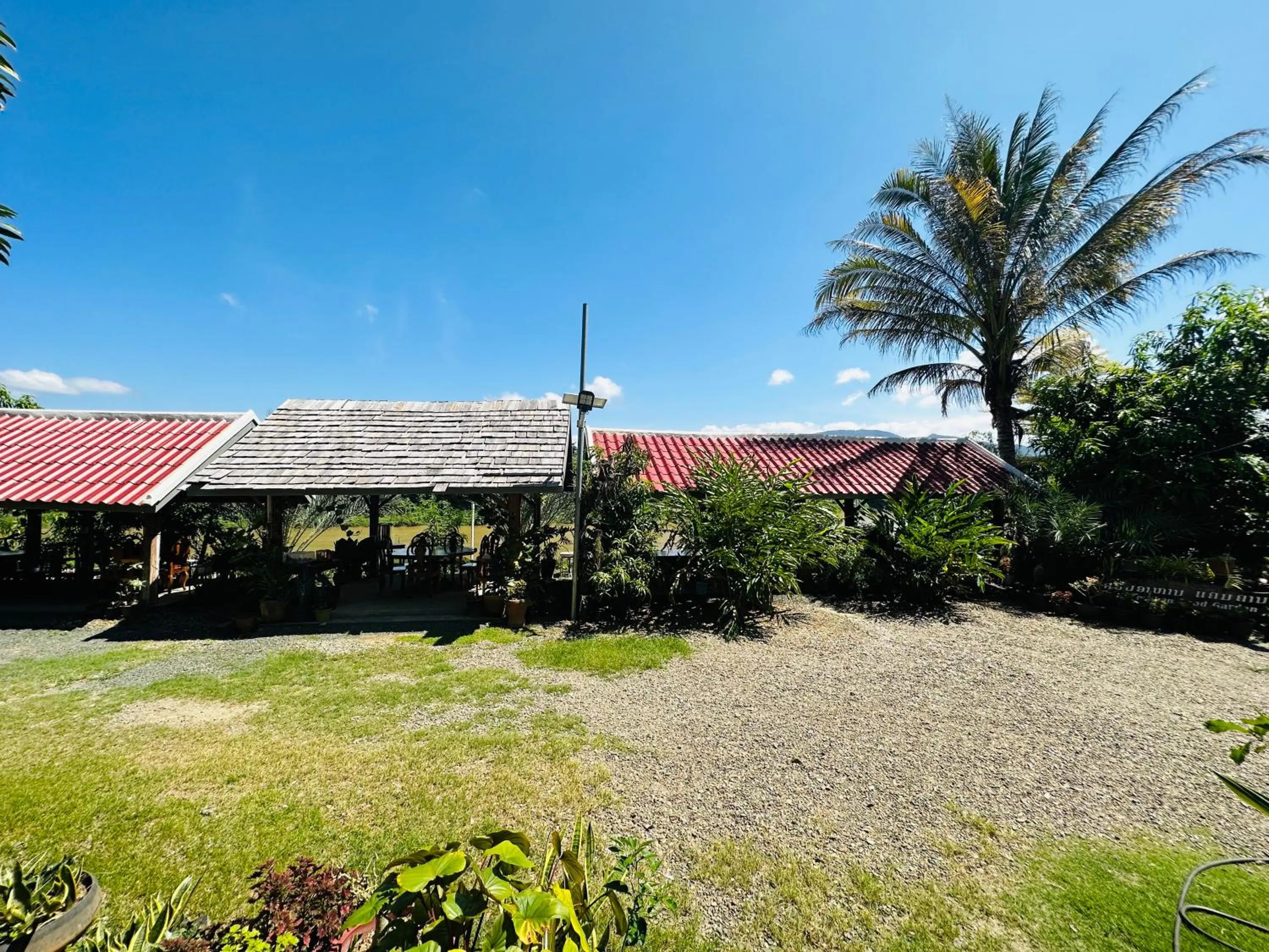 Property building in Kingkham Riverside Hotel