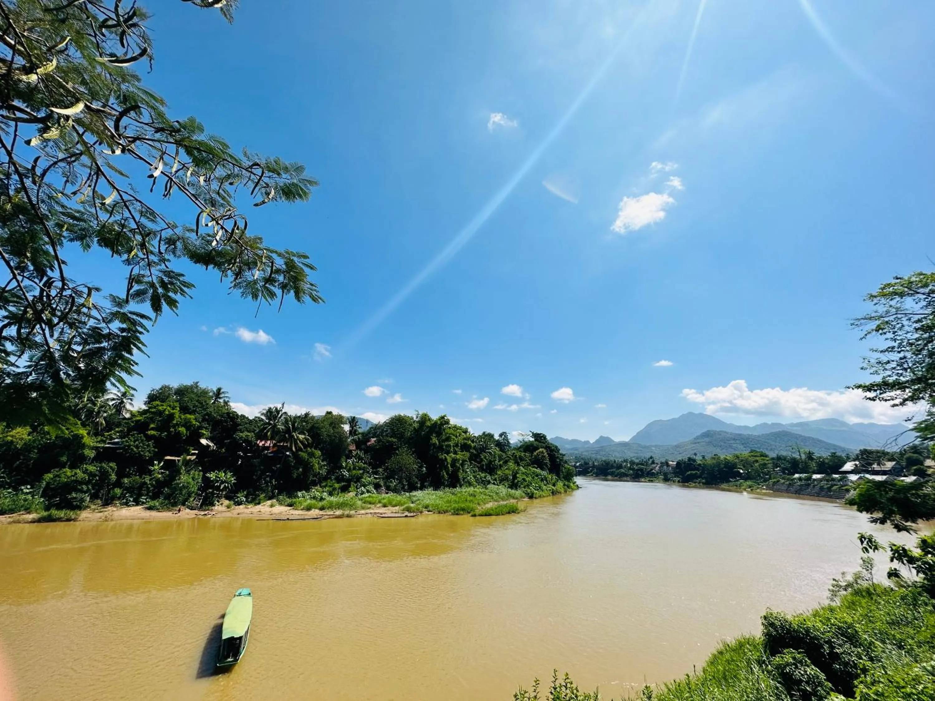 Nearby landmark in Kingkham Riverside Hotel