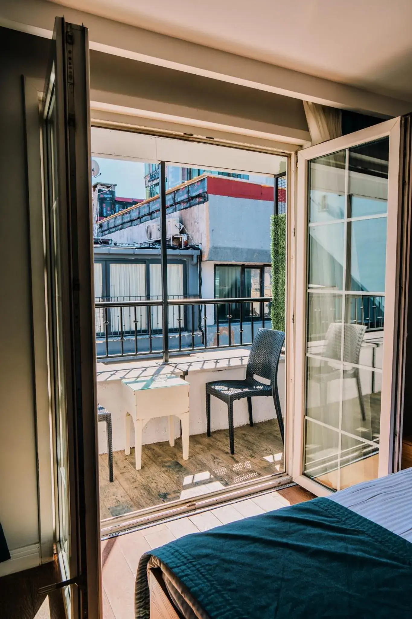 Patio, Bed in Taksim Santa Lucia Hotel Patio, Bed in Taksim Santa Lucia Hotel