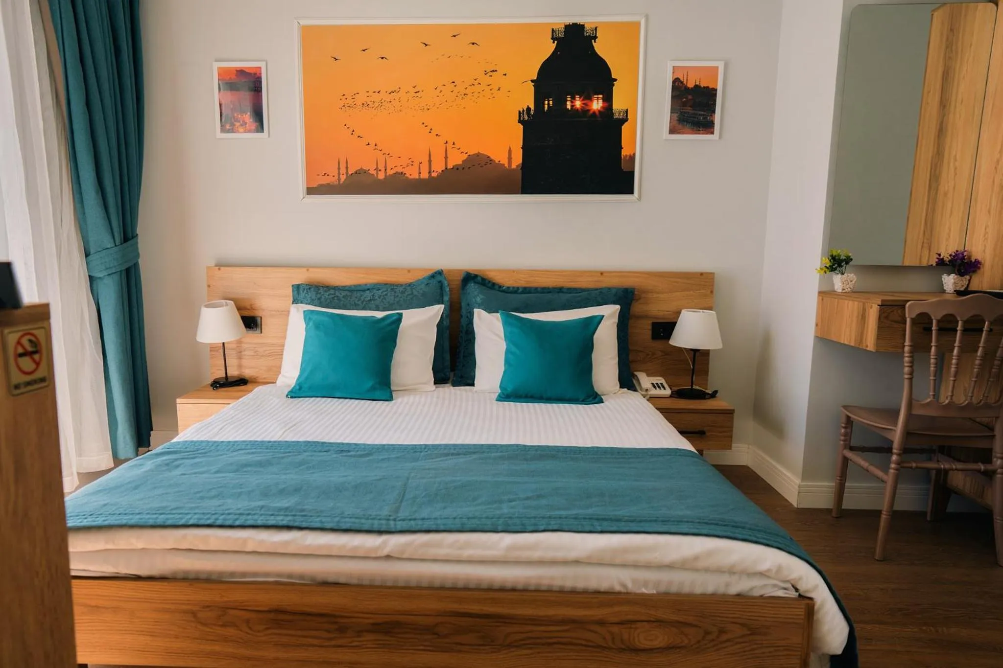 Bed in Taksim Santa Lucia Hotel