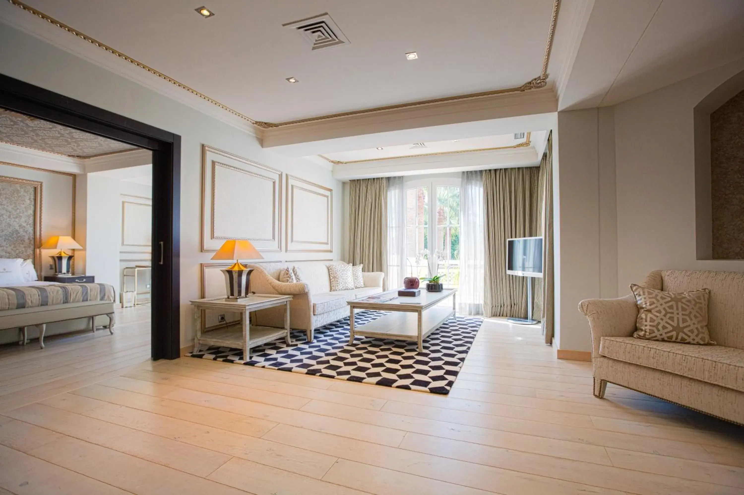 Living room, Bed in Las Dunas Grand Luxury Living room, Bed in Las Dunas Grand Luxury