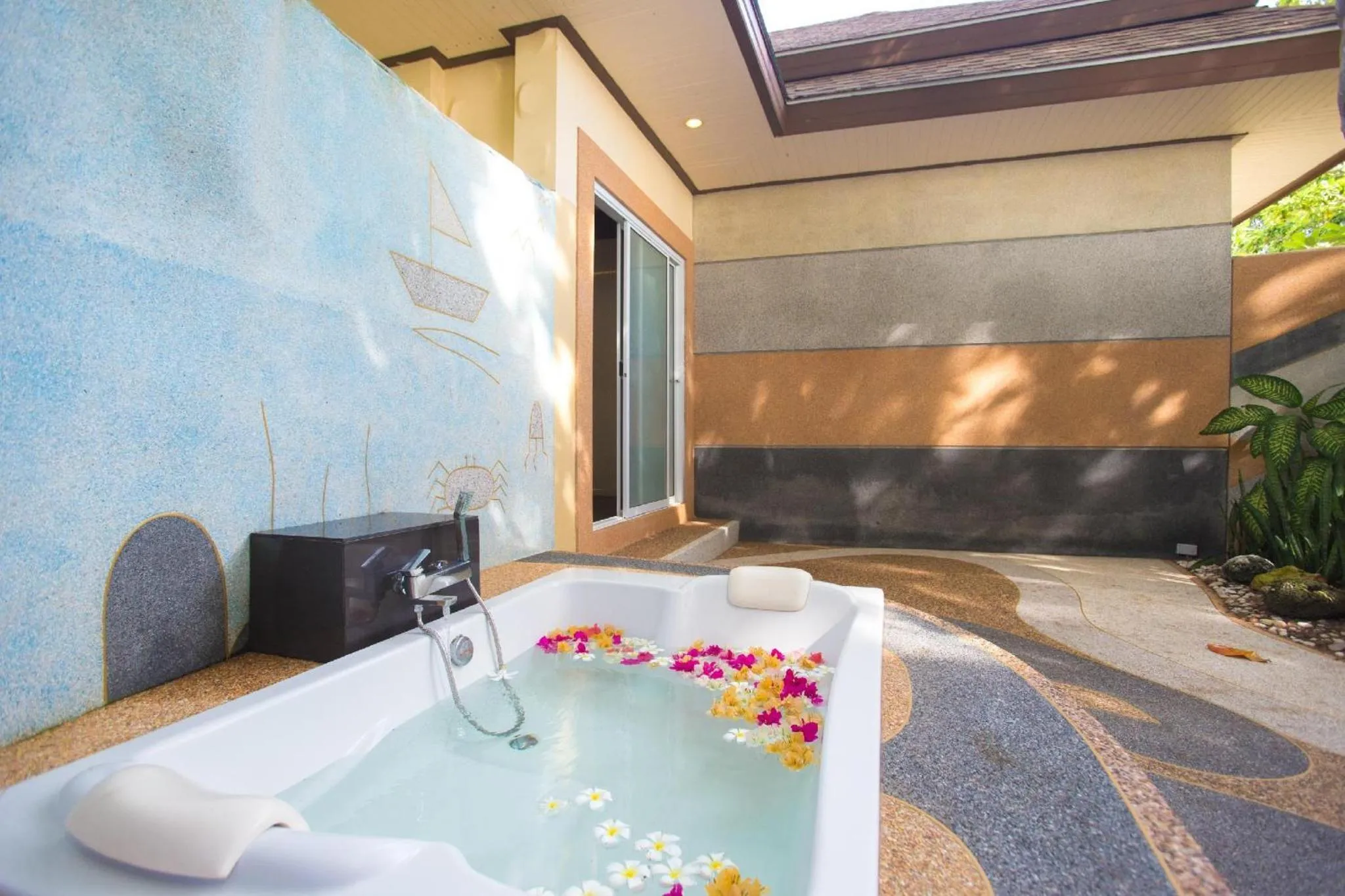 Bath in Hotel and Beach Bungalow at Lanta Resort