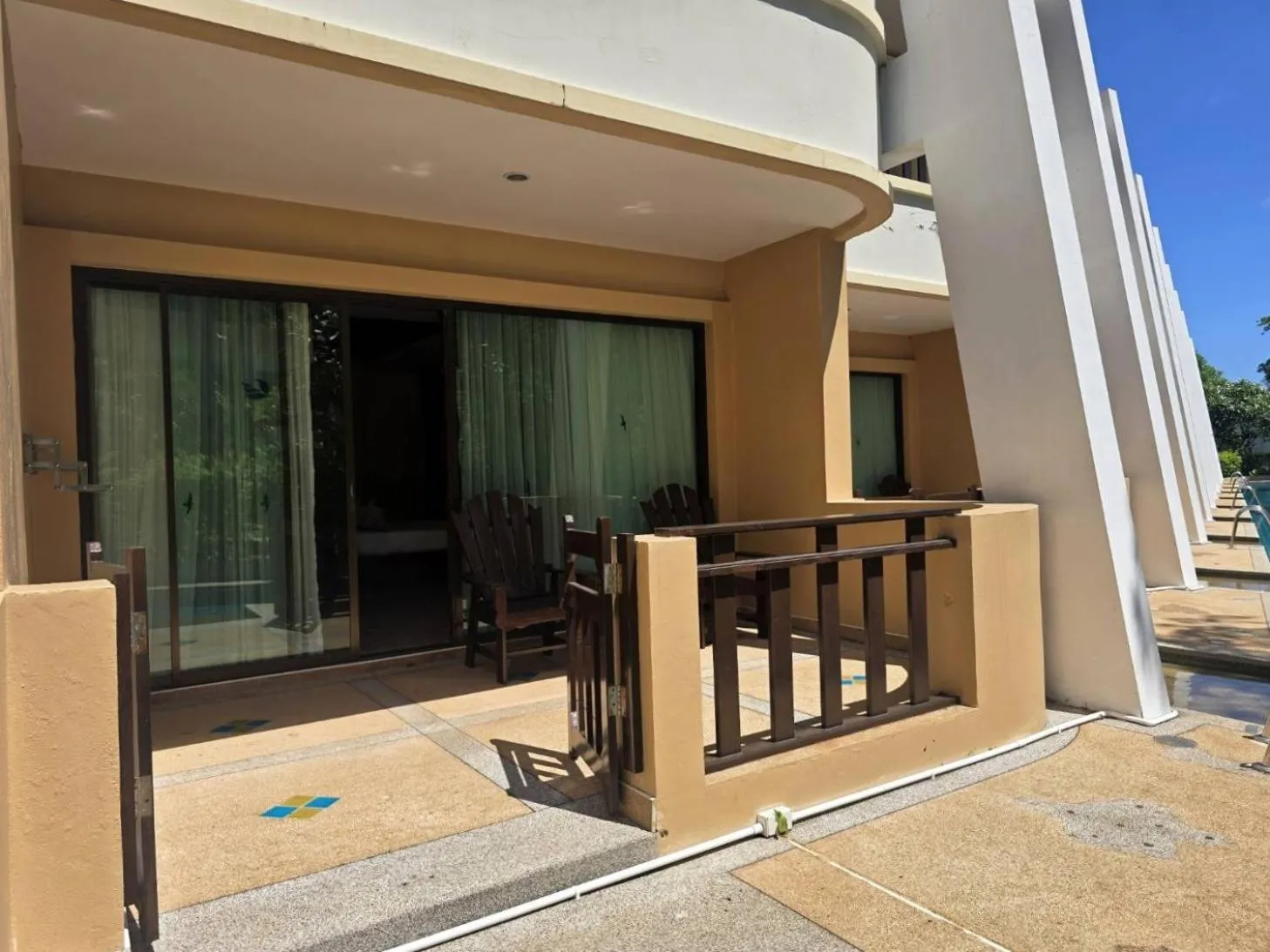 Balcony/Terrace in Hotel and Beach Bungalow at Lanta Resort