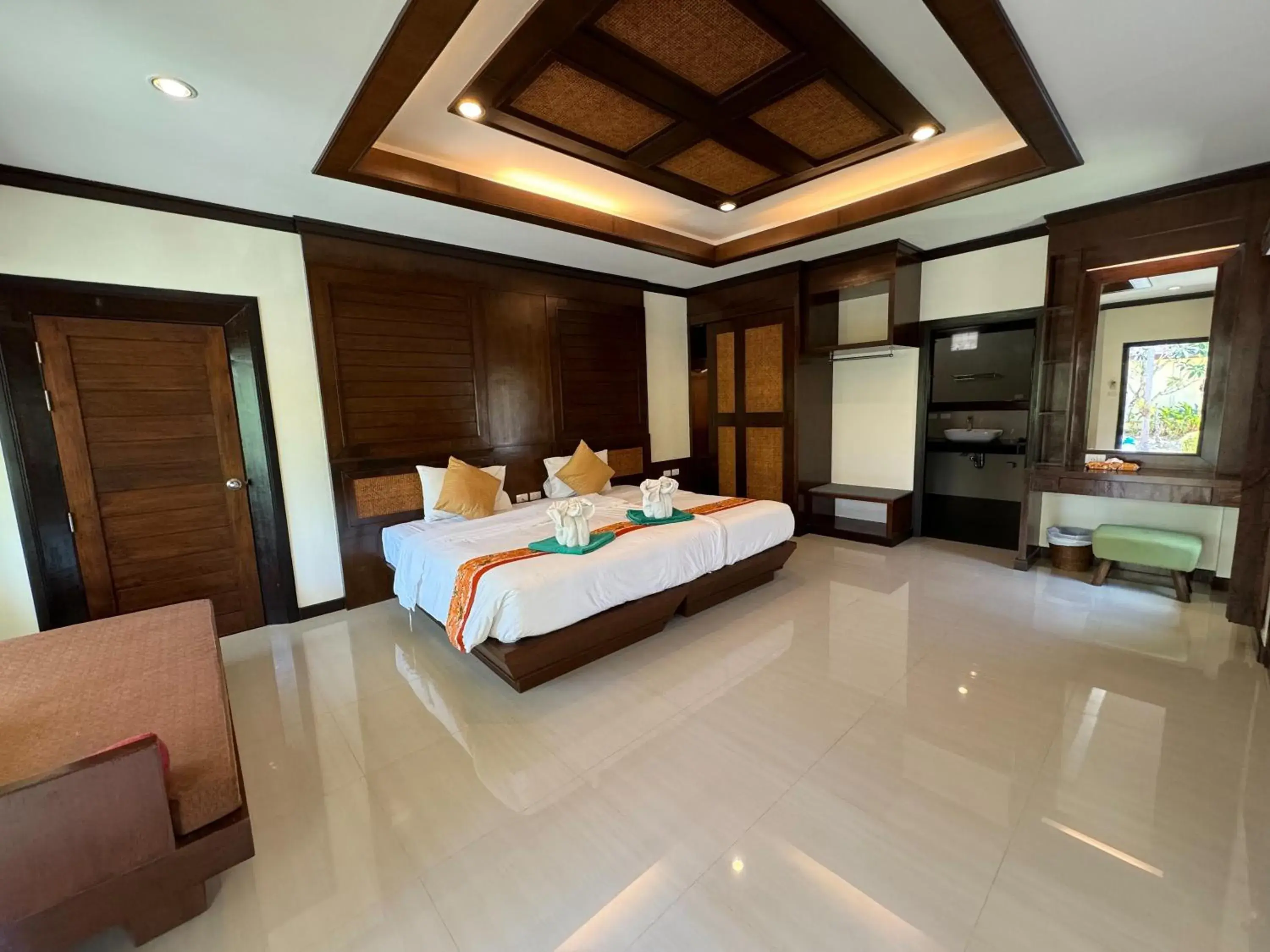 Premier Bungalow with Garden View in Hotel and Beach Bungalow at Lanta Resort Premier Bungalow with Garden View in Hotel and Beach Bungalow at Lanta Resort