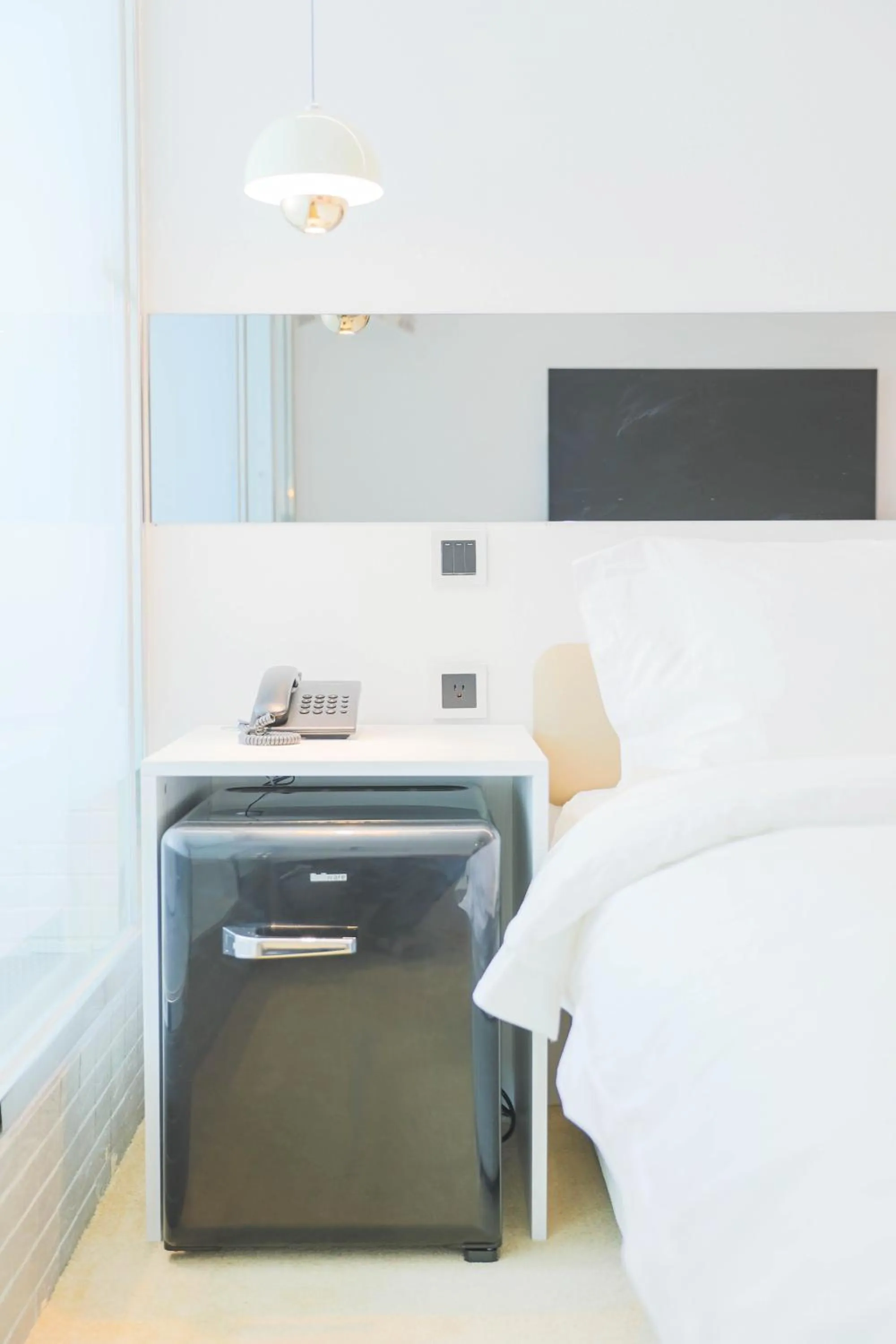 Bed in Wonderwall Ximending