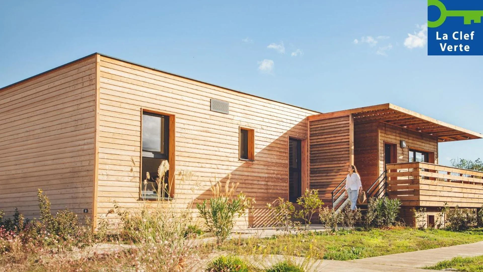 Property building in Résidence Pierre & Vacances Premium Domaine du Golfe du Lion