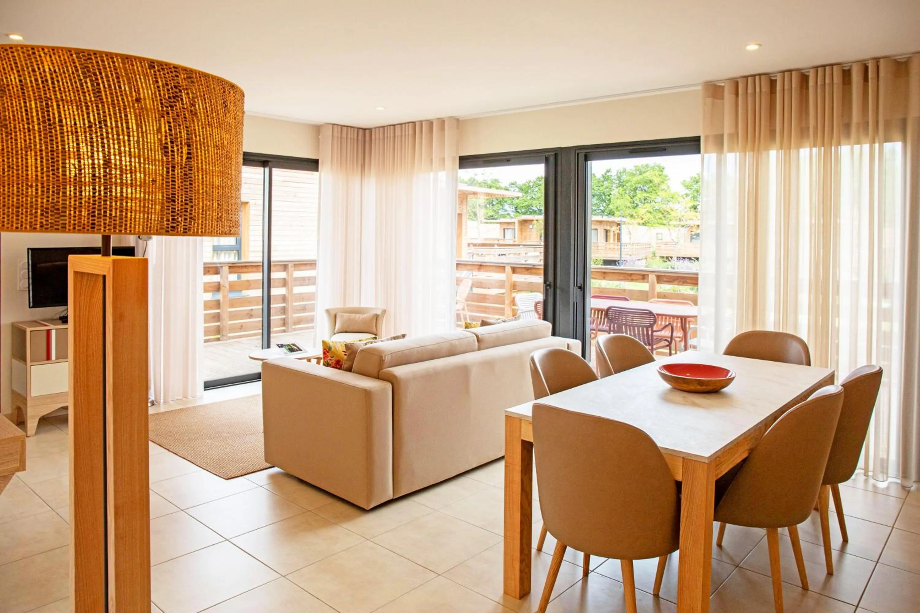 Kitchen or kitchenette in Résidence Pierre & Vacances Premium Domaine du Golfe du Lion