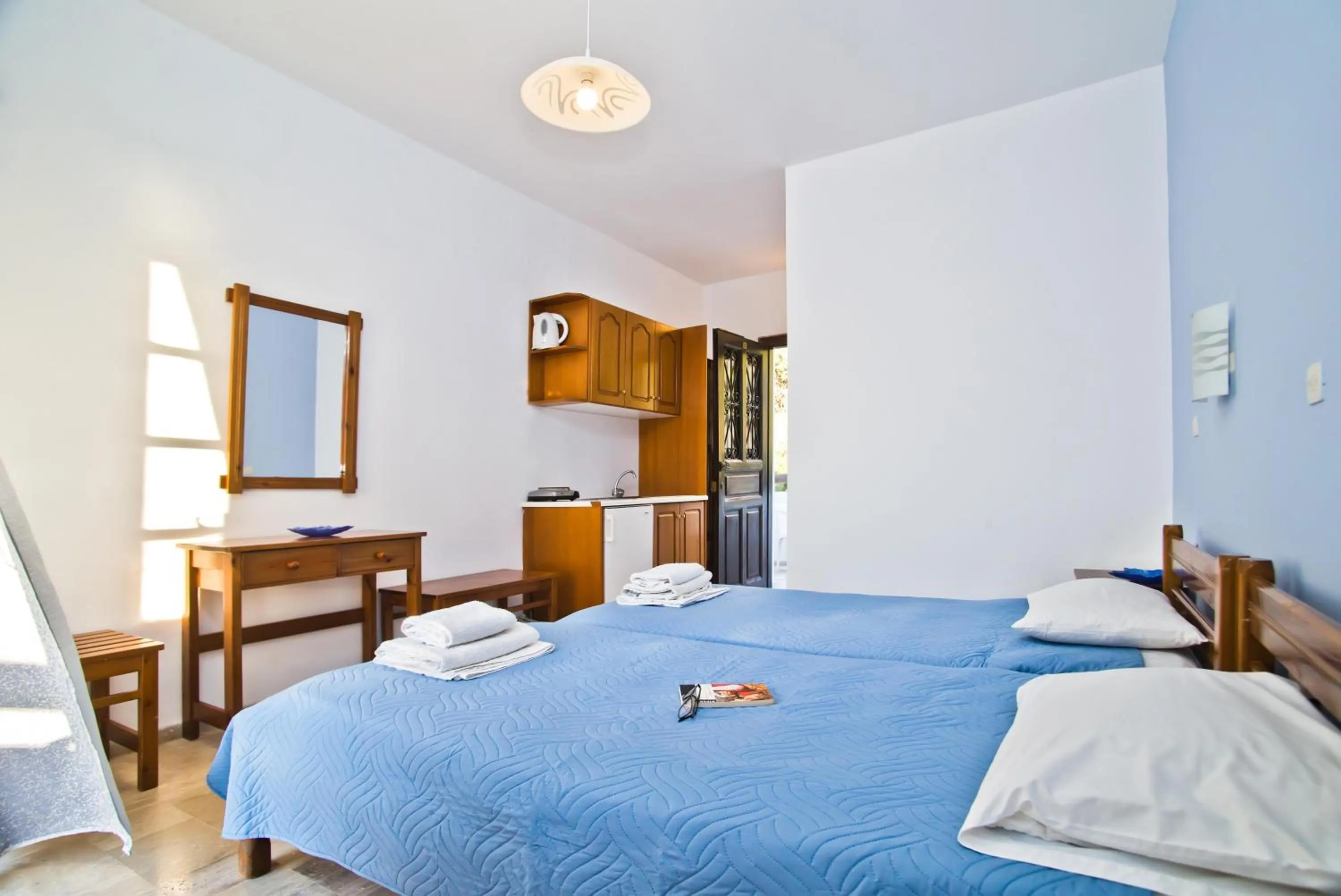 Photo of the whole room, Bed in Pegasus