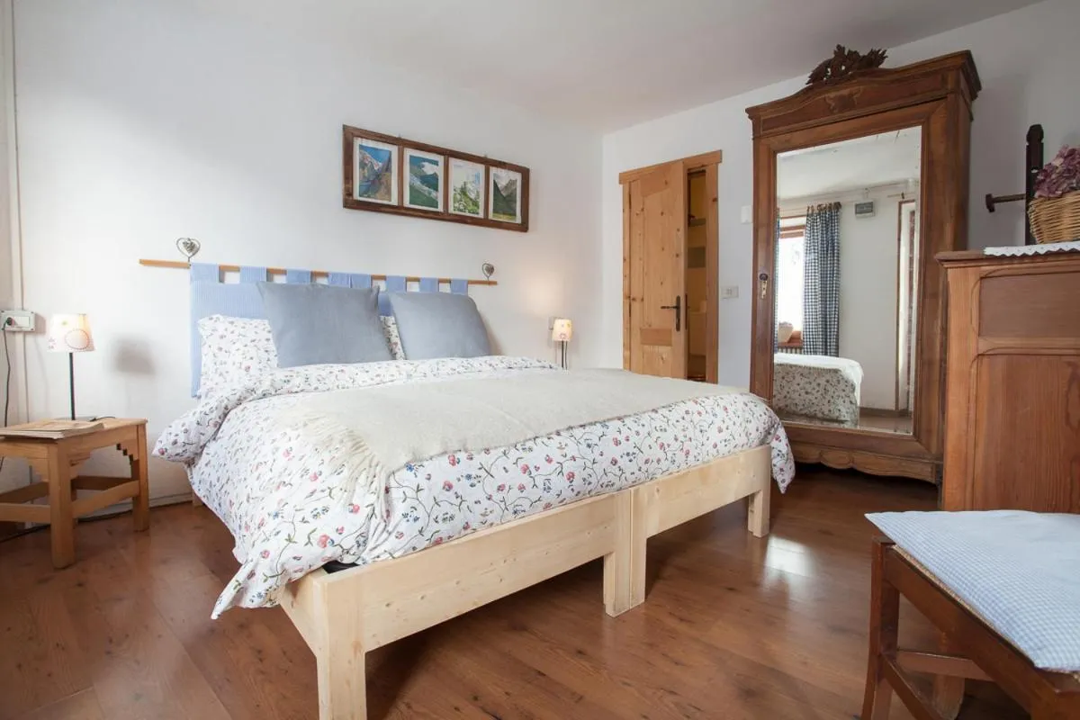 Photo of the whole room, Bed in Hotel Funivia