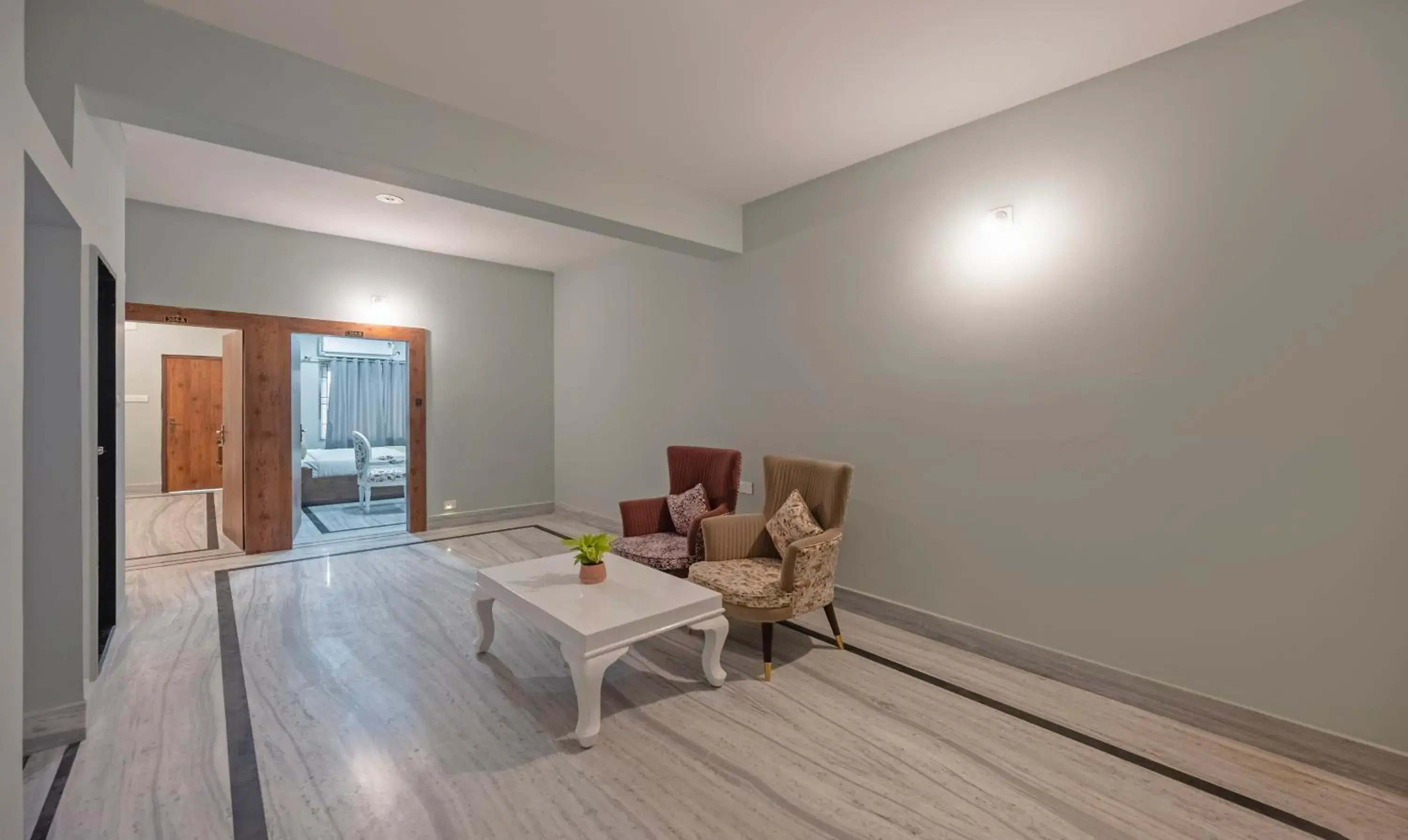 Seating area in Itsy Hotels Greenland Jungle View Seating area in Itsy Hotels Greenland Jungle View