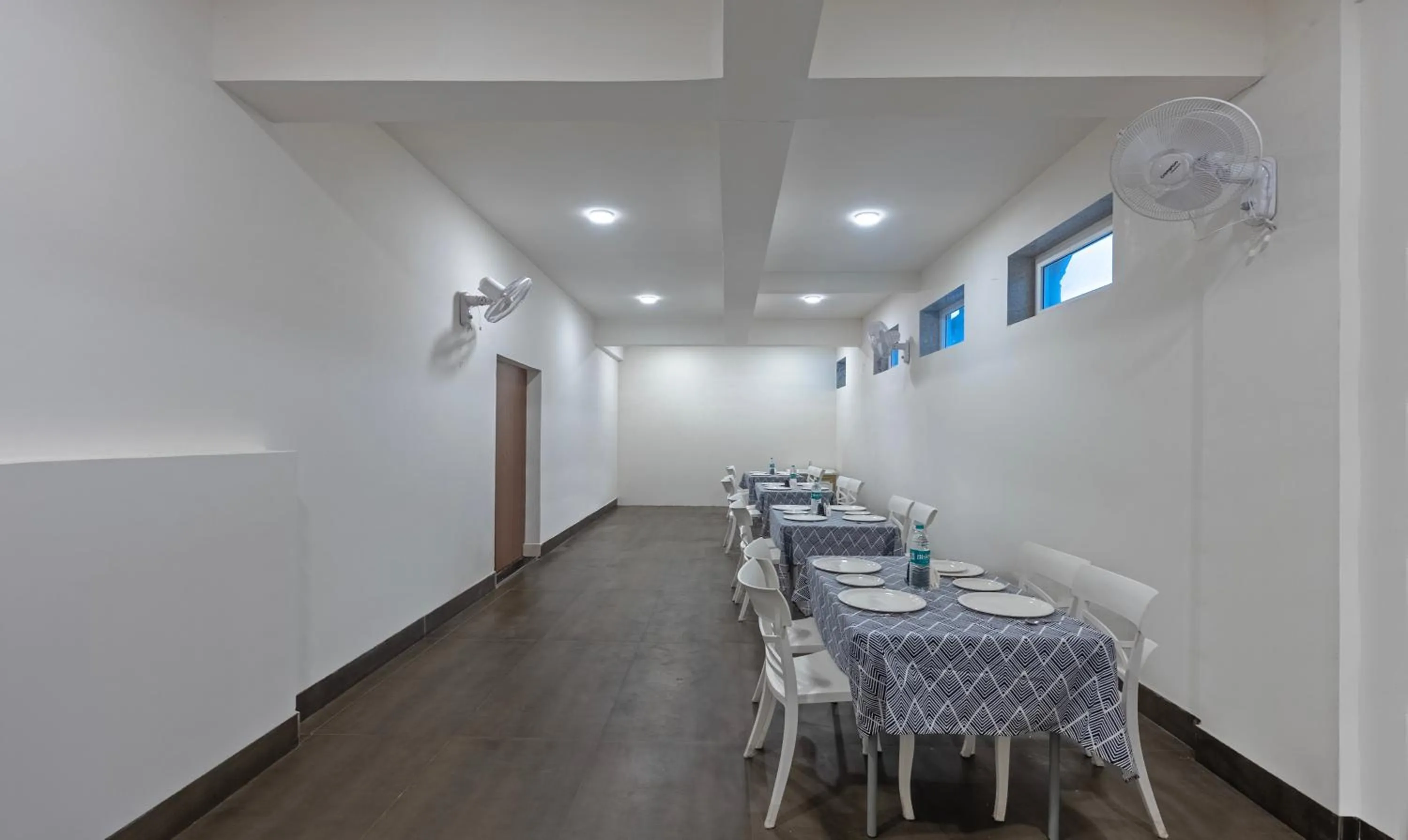 Dining area in Itsy Hotels Greenland Jungle View