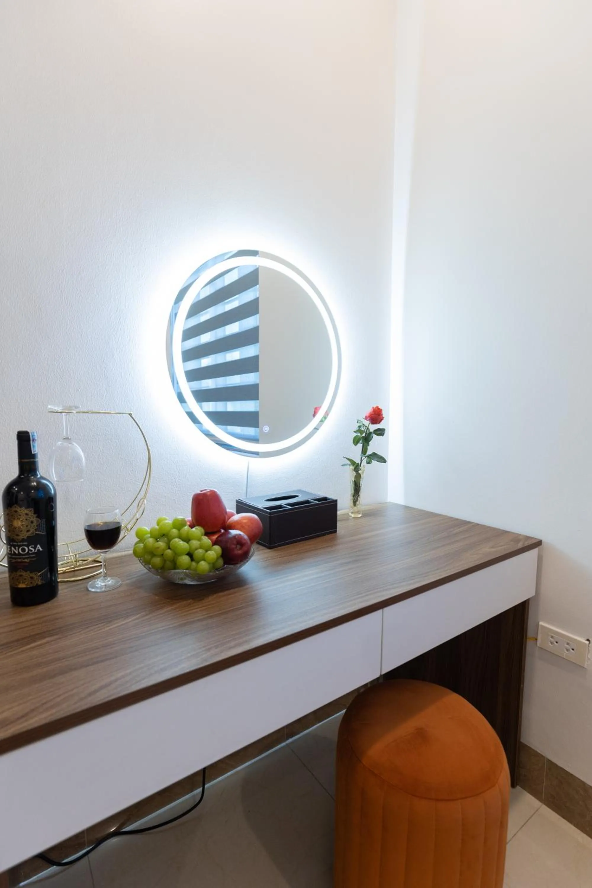 Food and drinks in Royal Hotel Sài Đồng - Long Biên