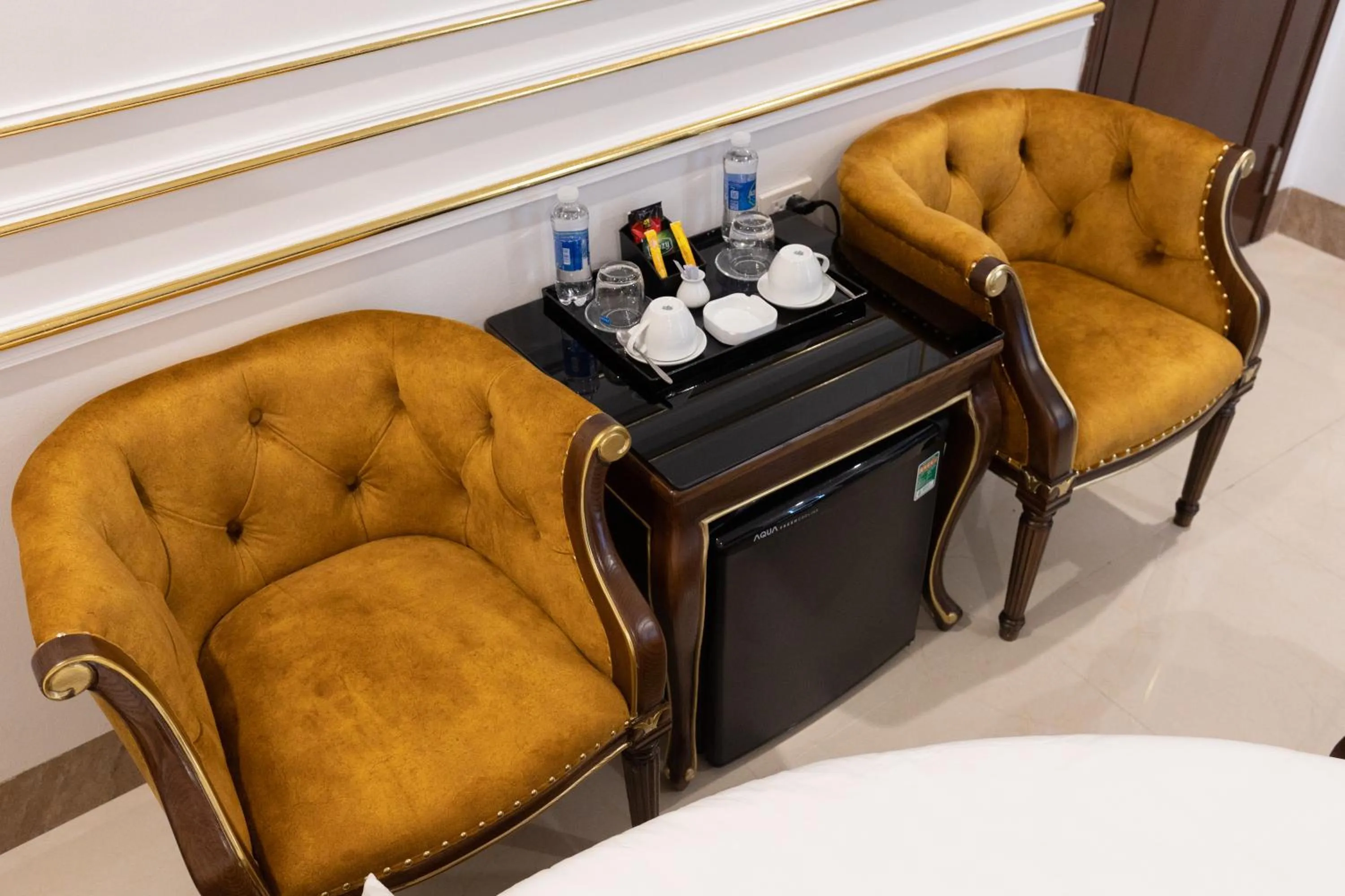 Seating area in Royal Hotel Sài Đồng - Long Biên