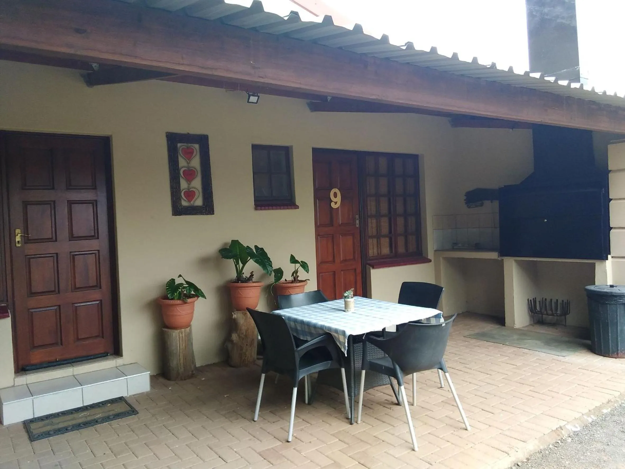 Patio in A Cherry Lane Self Catering and B&B