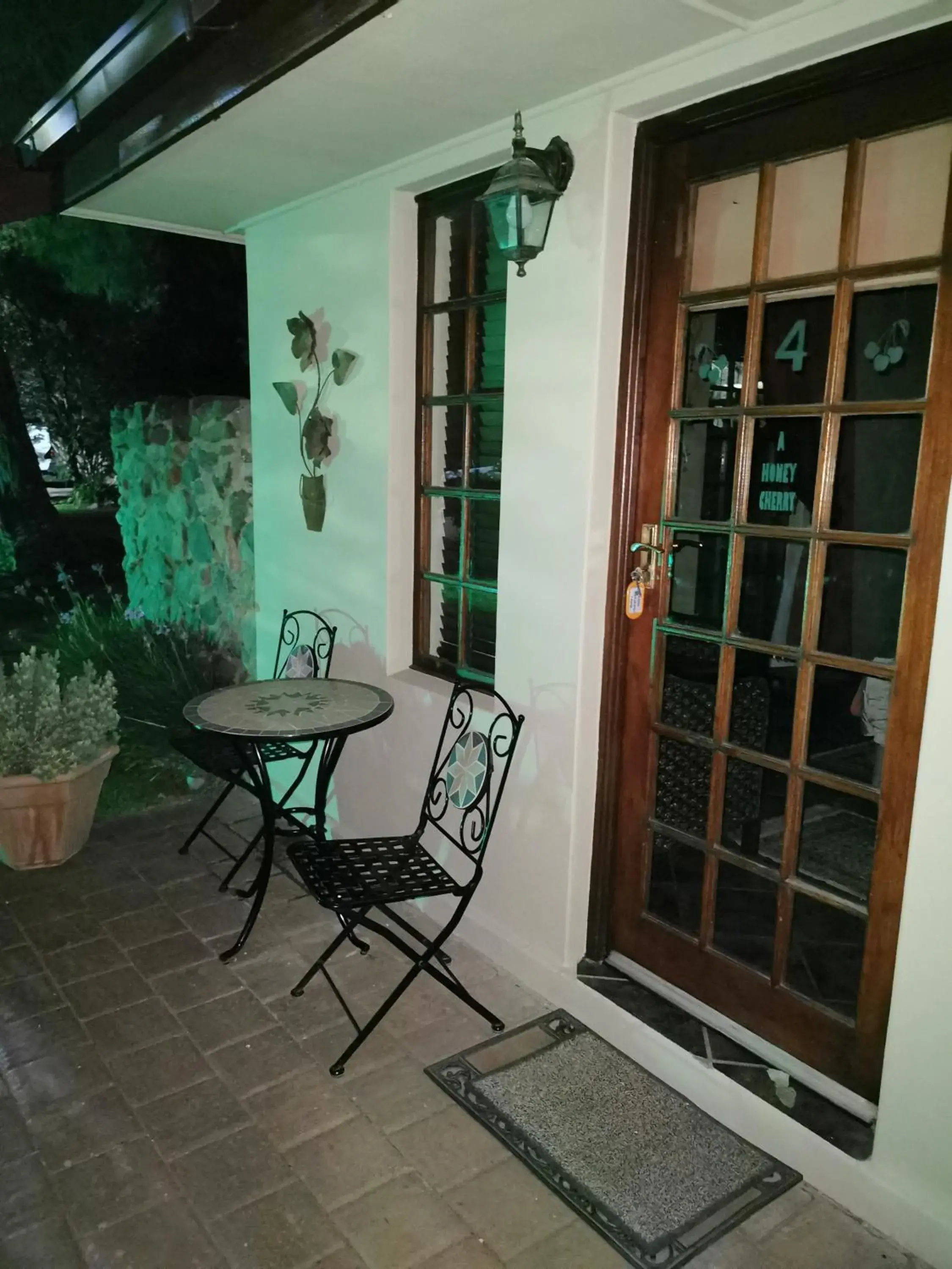 Double Room - single occupancy in A Cherry Lane Self Catering and B&B Double Room - single occupancy in A Cherry Lane Self Catering and B&B