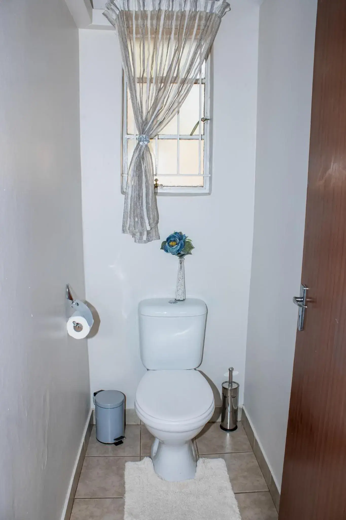 Twin Room - single occupancy in A Cherry Lane Self Catering and B&B Twin Room - single occupancy in A Cherry Lane Self Catering and B&B