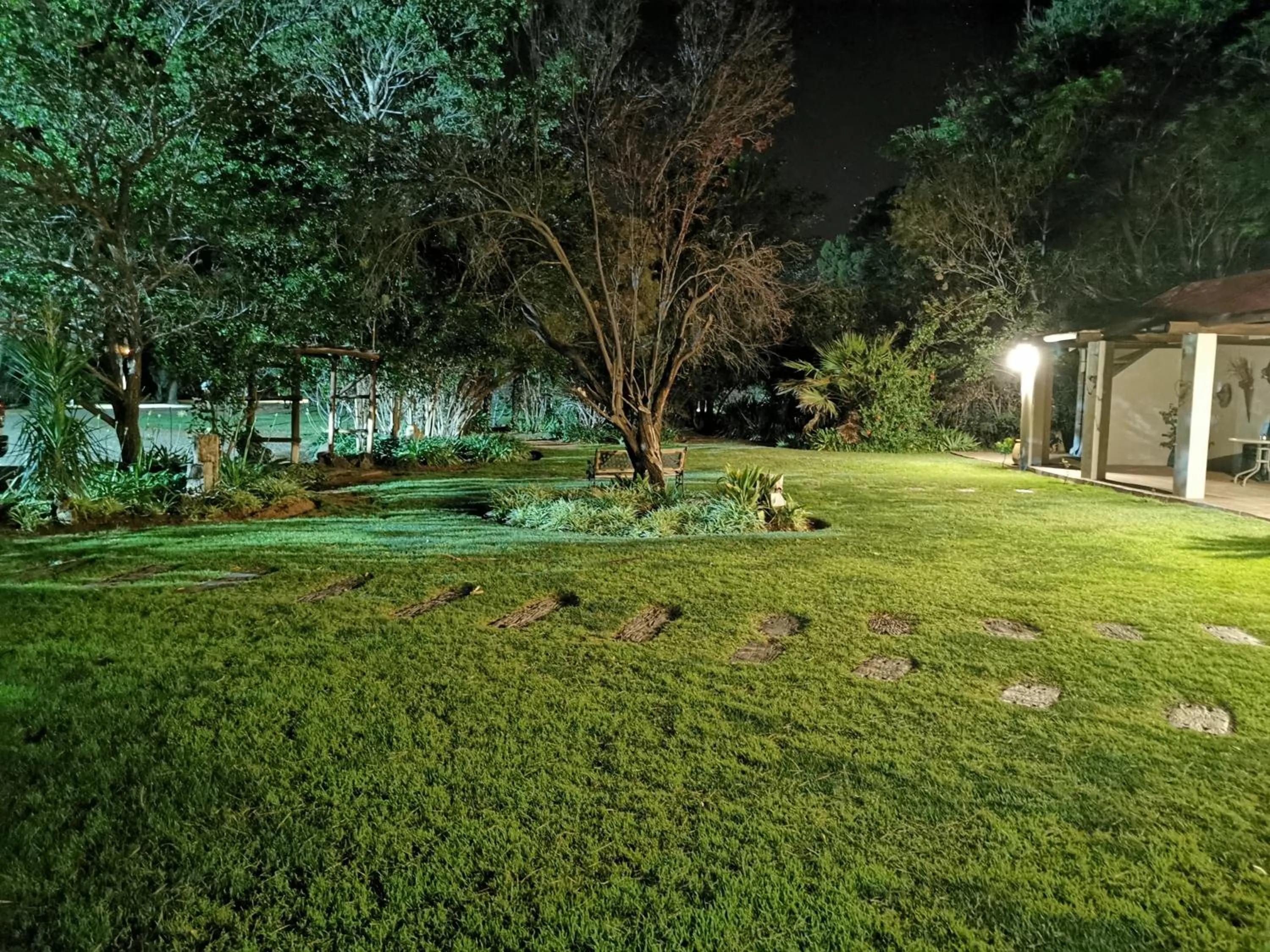 Night in A Cherry Lane Self Catering and B&B