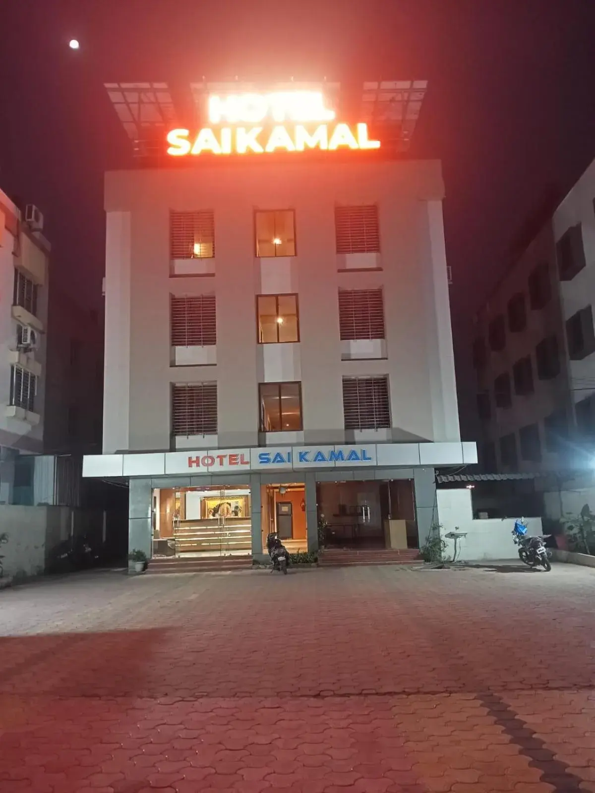 Property building in Hotel Sai Kamal Property building in Hotel Sai Kamal