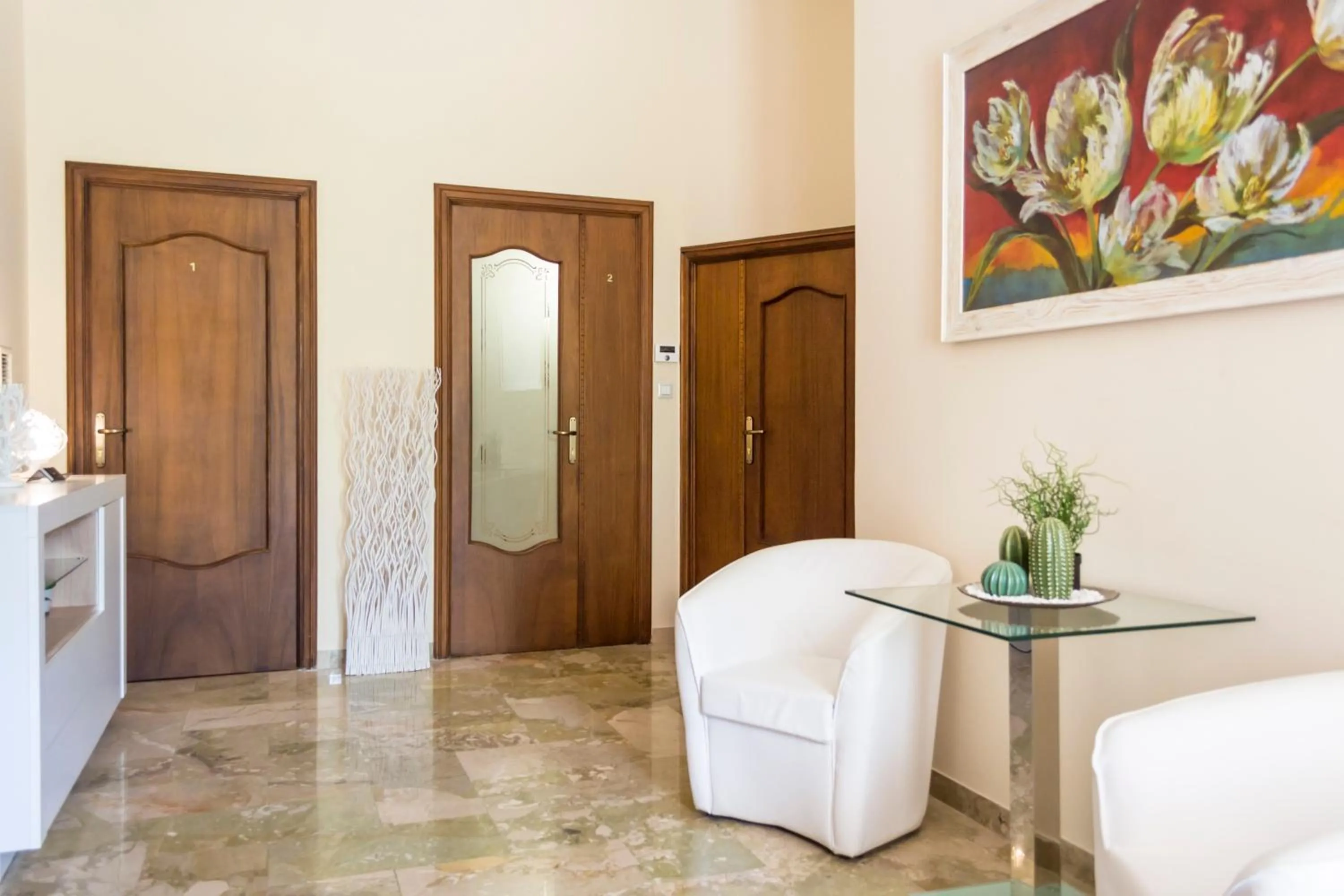 Lobby or reception in Villa Lazzari B&B Tra i due Mari