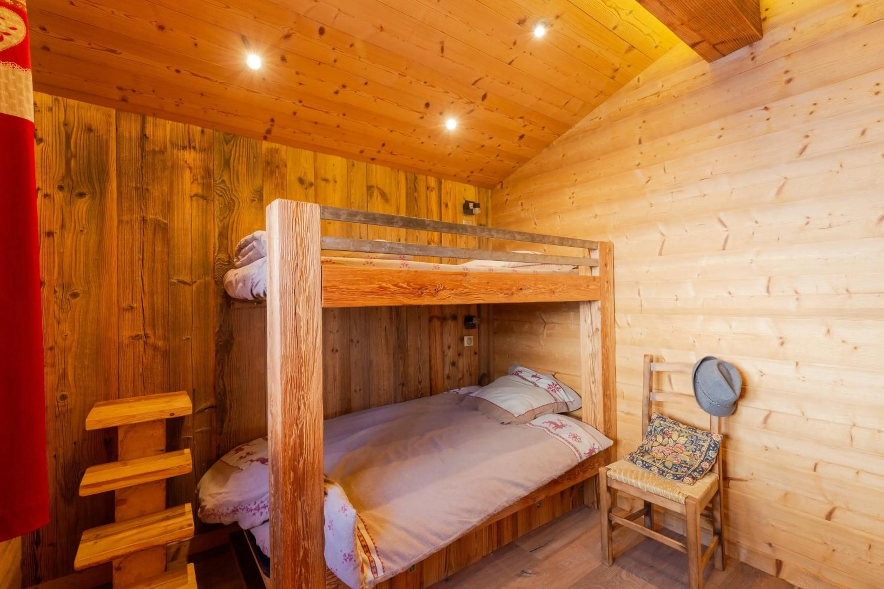 Property building, Bed in Chalet Coelacanthe